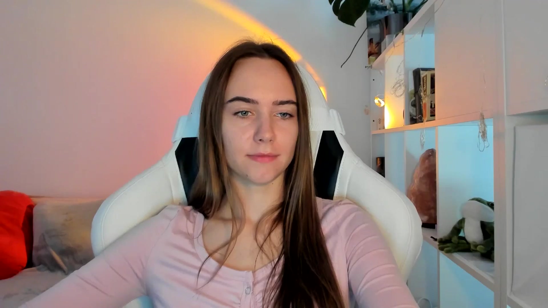 Gallery image thumbnail from OhAlisa's myfreecams stream on, 08/26/2025, 11:04 image 7 of 20