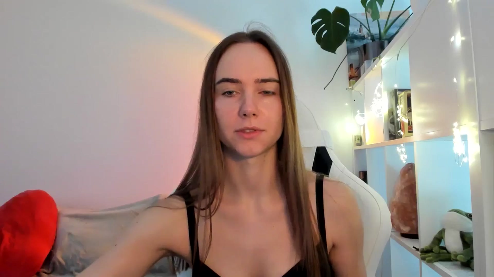 Gallery image thumbnail from OhAlisa's myfreecams stream on, 08/27/2025, 08:45 image 7 of 20