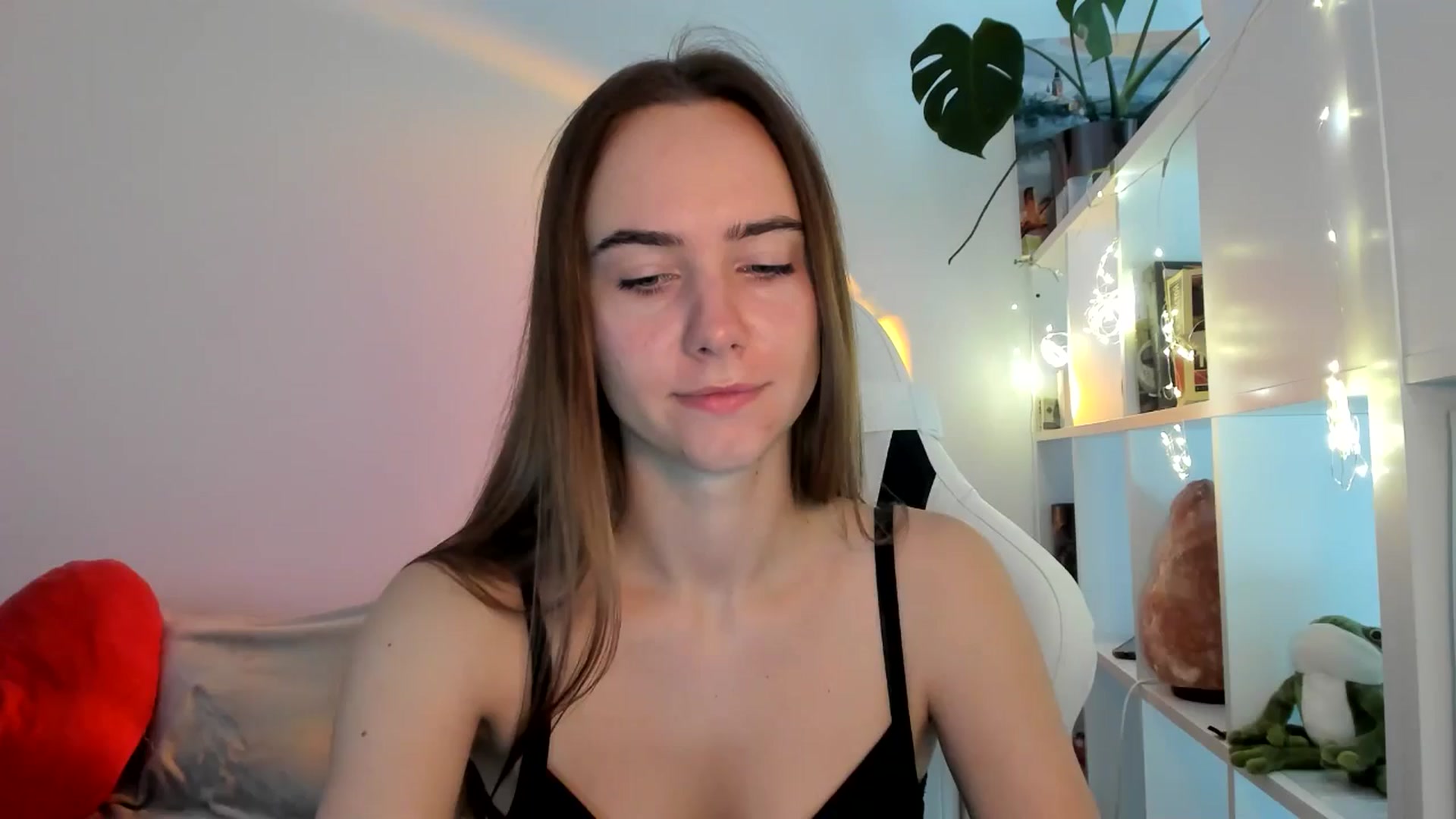 Gallery image thumbnail from OhAlisa's myfreecams stream on, 08/27/2025, 08:45 image 2 of 20