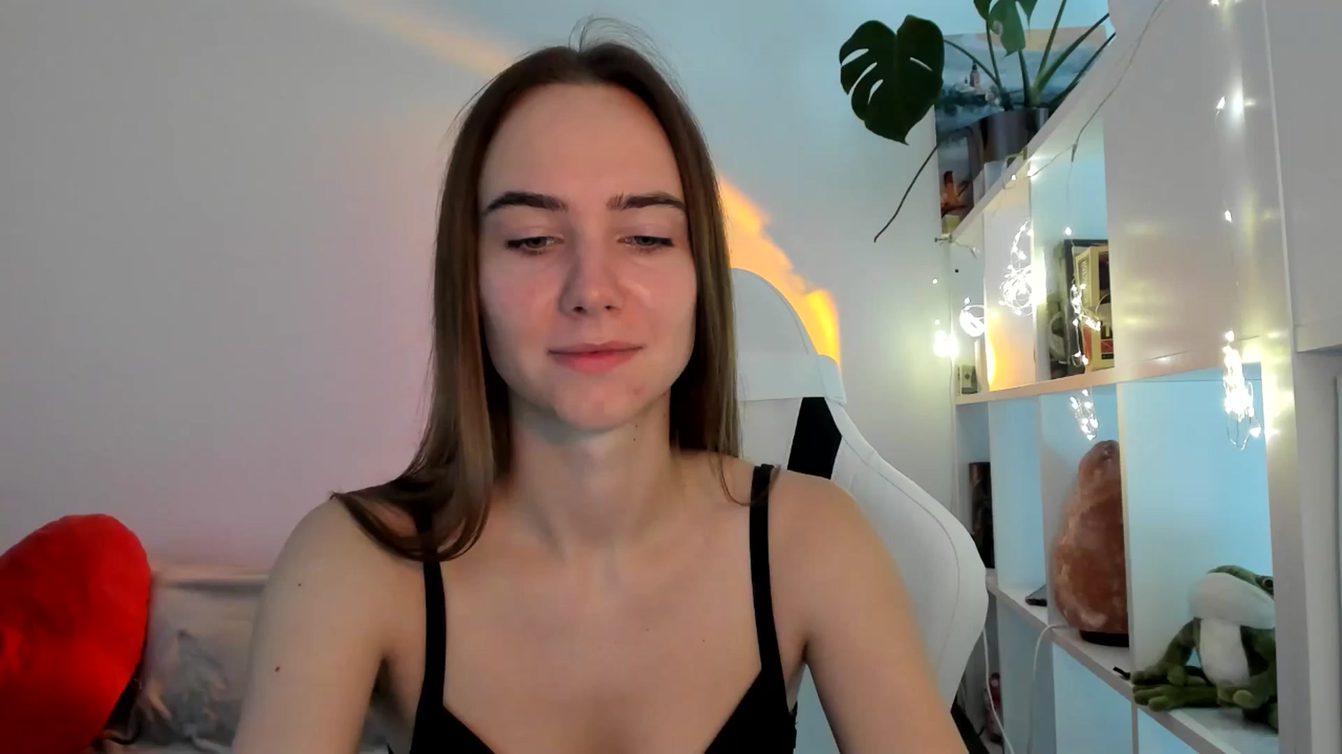 Gallery image thumbnail from OhAlisa's myfreecams stream on, 08/27/2025, 08:45 image 1 of 20