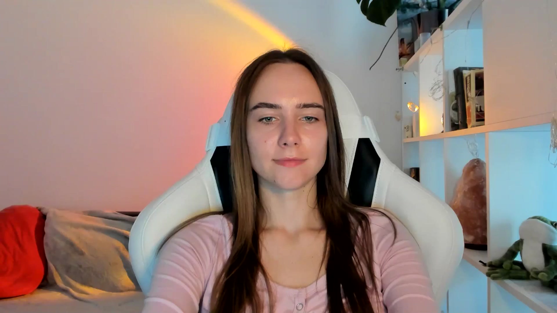 Gallery image thumbnail from OhAlisa's myfreecams stream on, 08/28/2025, 17:28 image 11 of 20