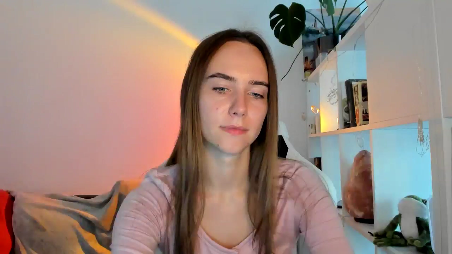 Gallery image thumbnail from OhAlisa's myfreecams stream on, 08/28/2025, 17:28 image 5 of 20