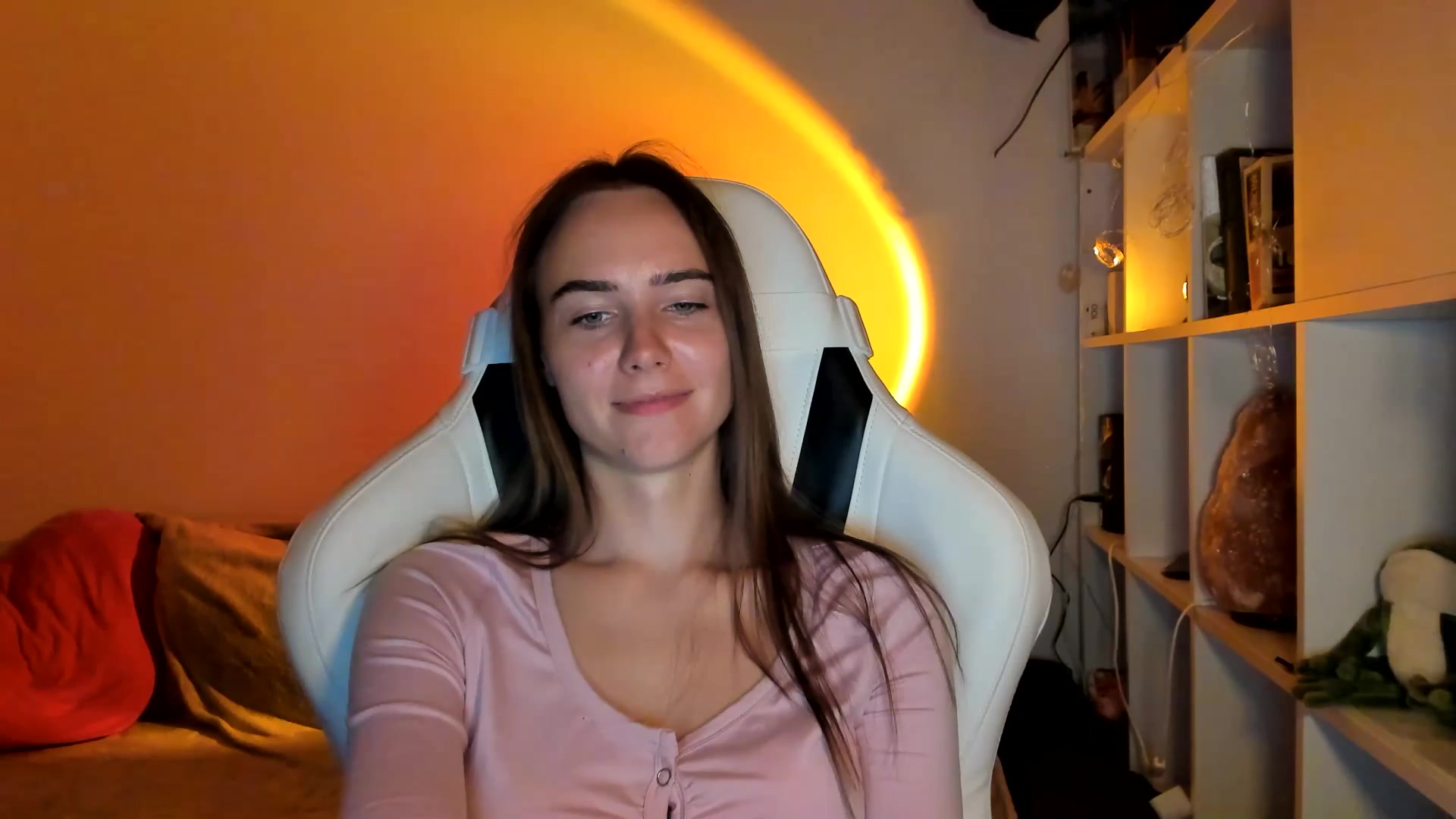 Gallery image thumbnail from OhAlisa's myfreecams stream on, 08/28/2025, 19:10 image 10 of 20