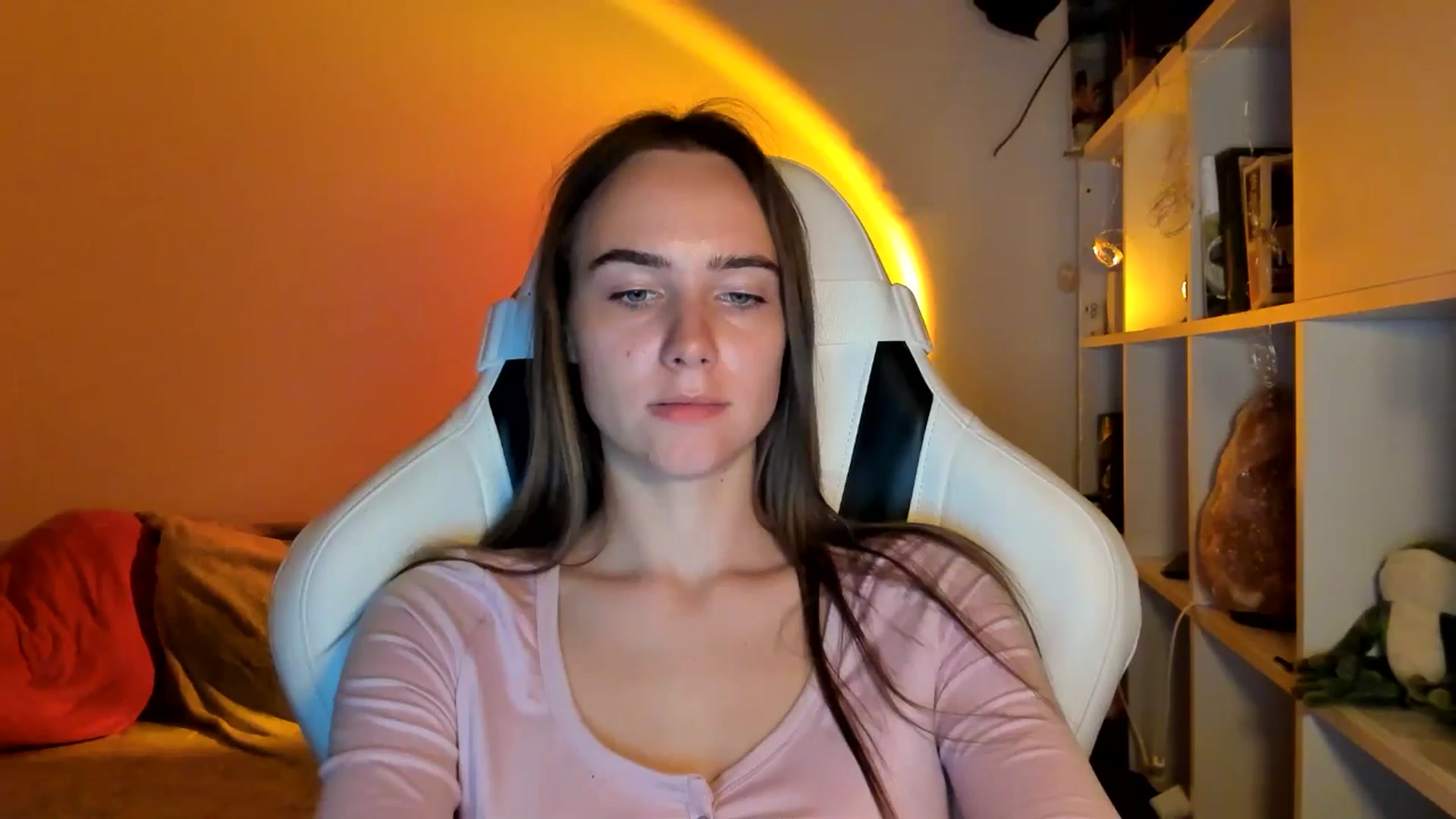 Gallery image thumbnail from OhAlisa's myfreecams stream on, 08/28/2025, 19:10 image 4 of 20