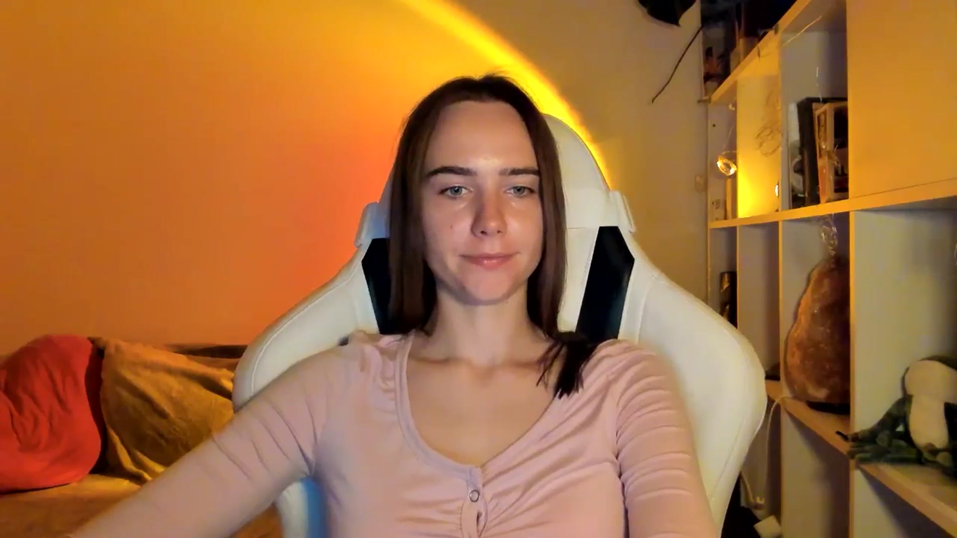 Gallery image thumbnail from OhAlisa's myfreecams stream on, 08/28/2025, 19:53 image 10 of 20