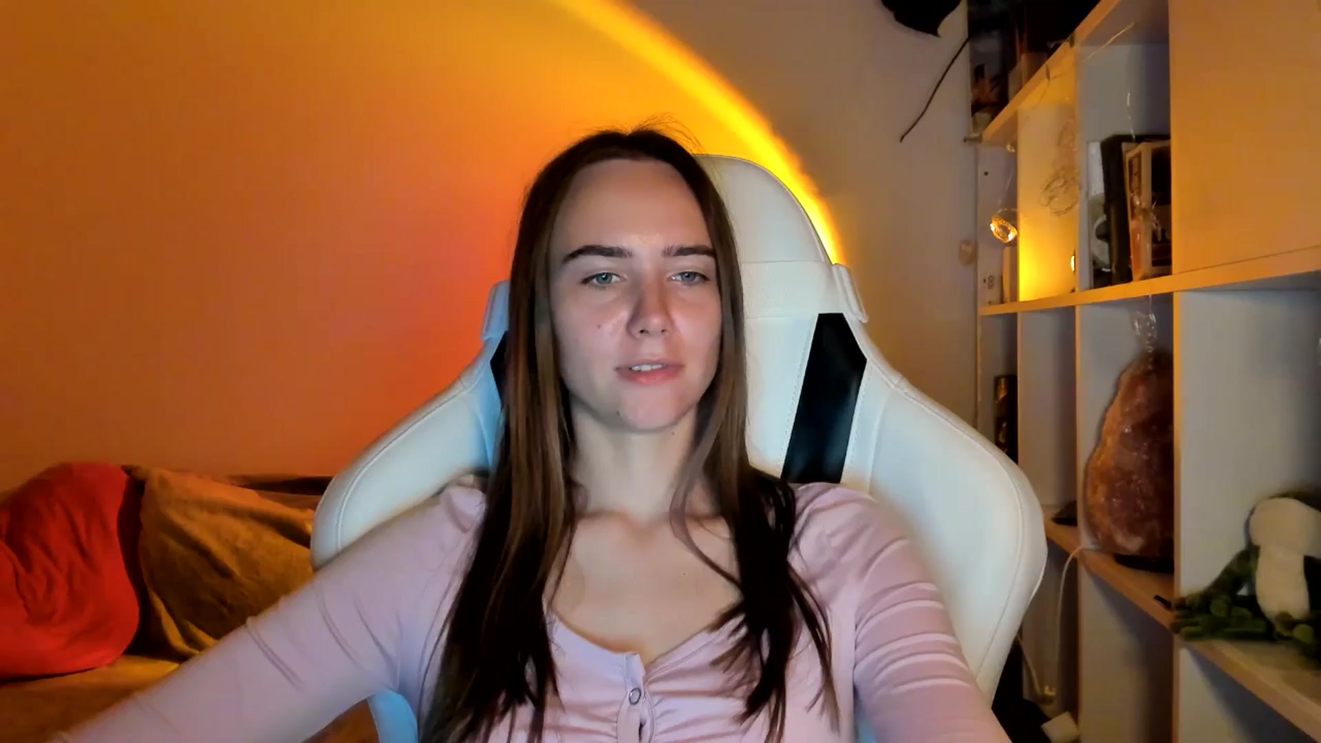 Gallery image thumbnail from OhAlisa's myfreecams stream on, 08/28/2025, 19:53 image 1 of 20
