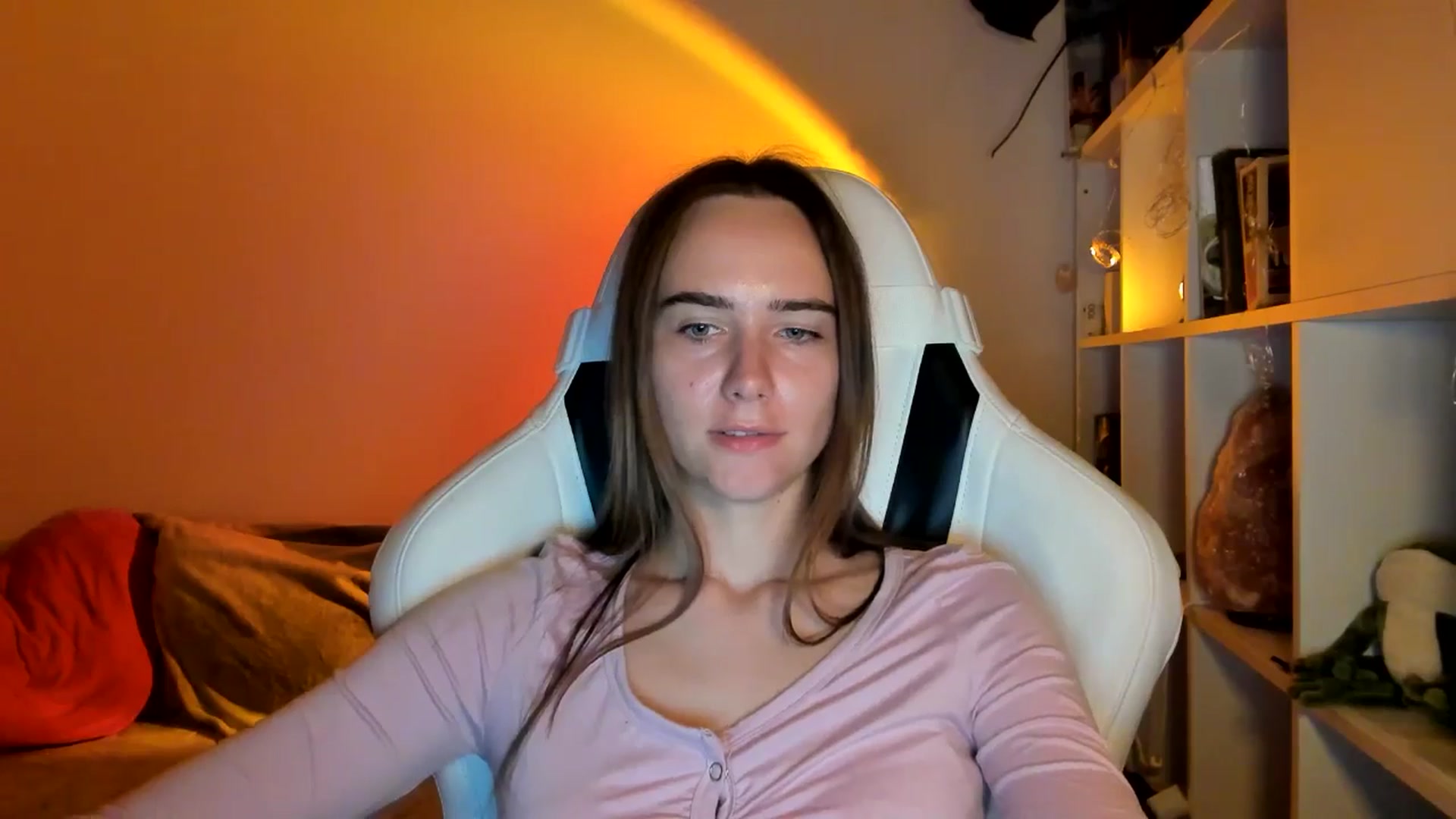 Gallery image thumbnail from OhAlisa's myfreecams stream on, 08/28/2025, 19:53 image 19 of 20