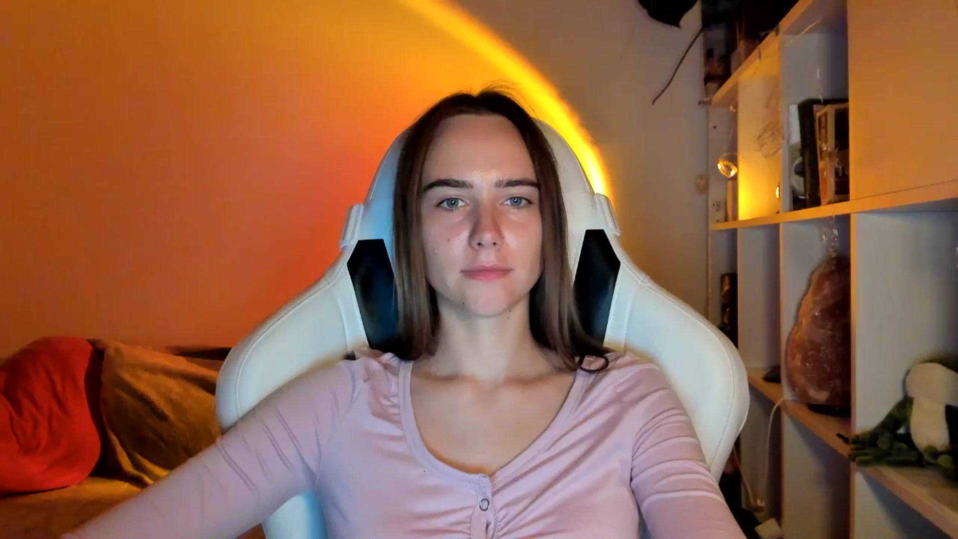Gallery image thumbnail from OhAlisa's myfreecams stream on, 08/28/2025, 19:53 image 15 of 20