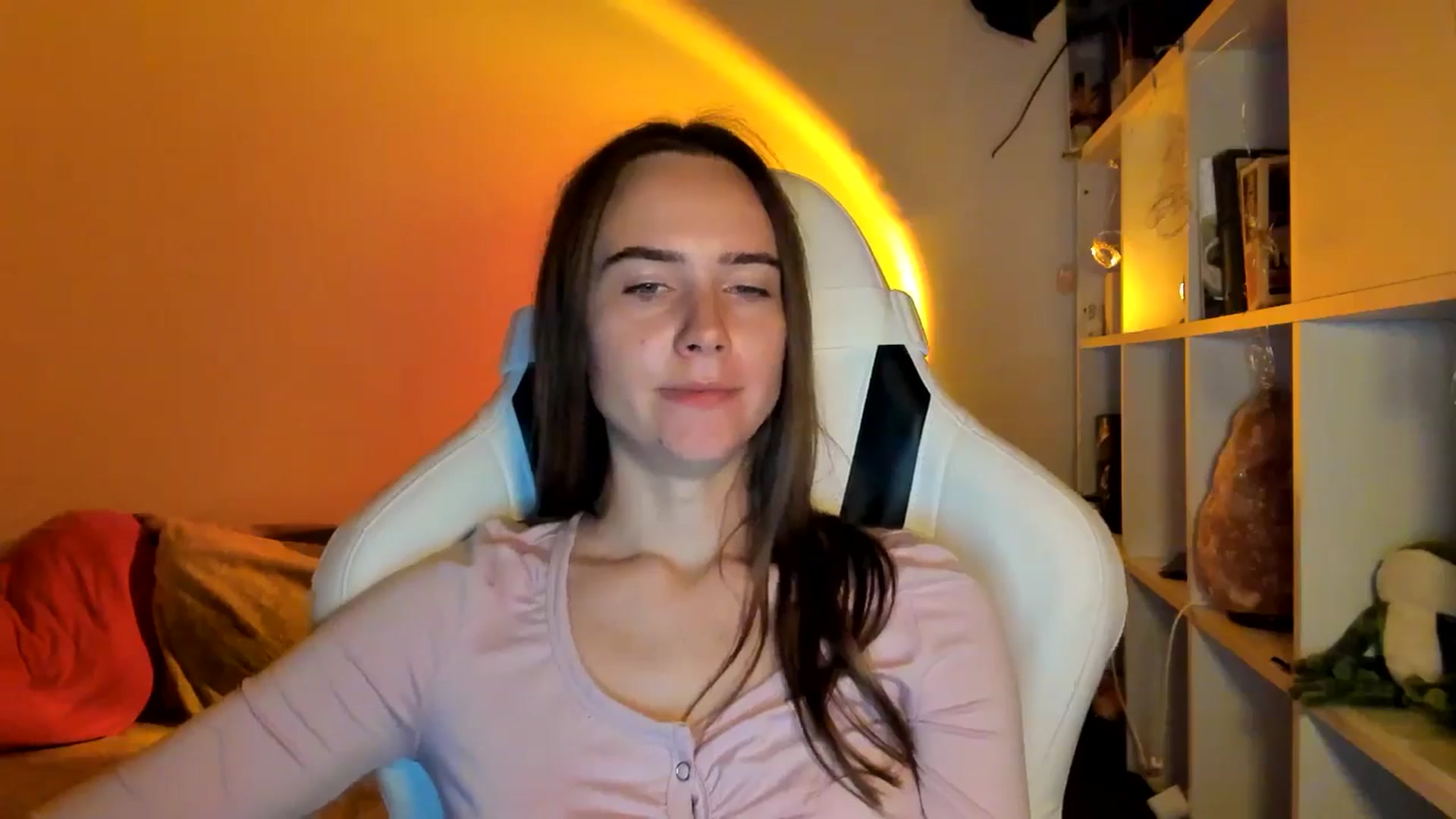 Gallery image thumbnail from OhAlisa's myfreecams stream on, 08/28/2025, 19:53 image 7 of 20