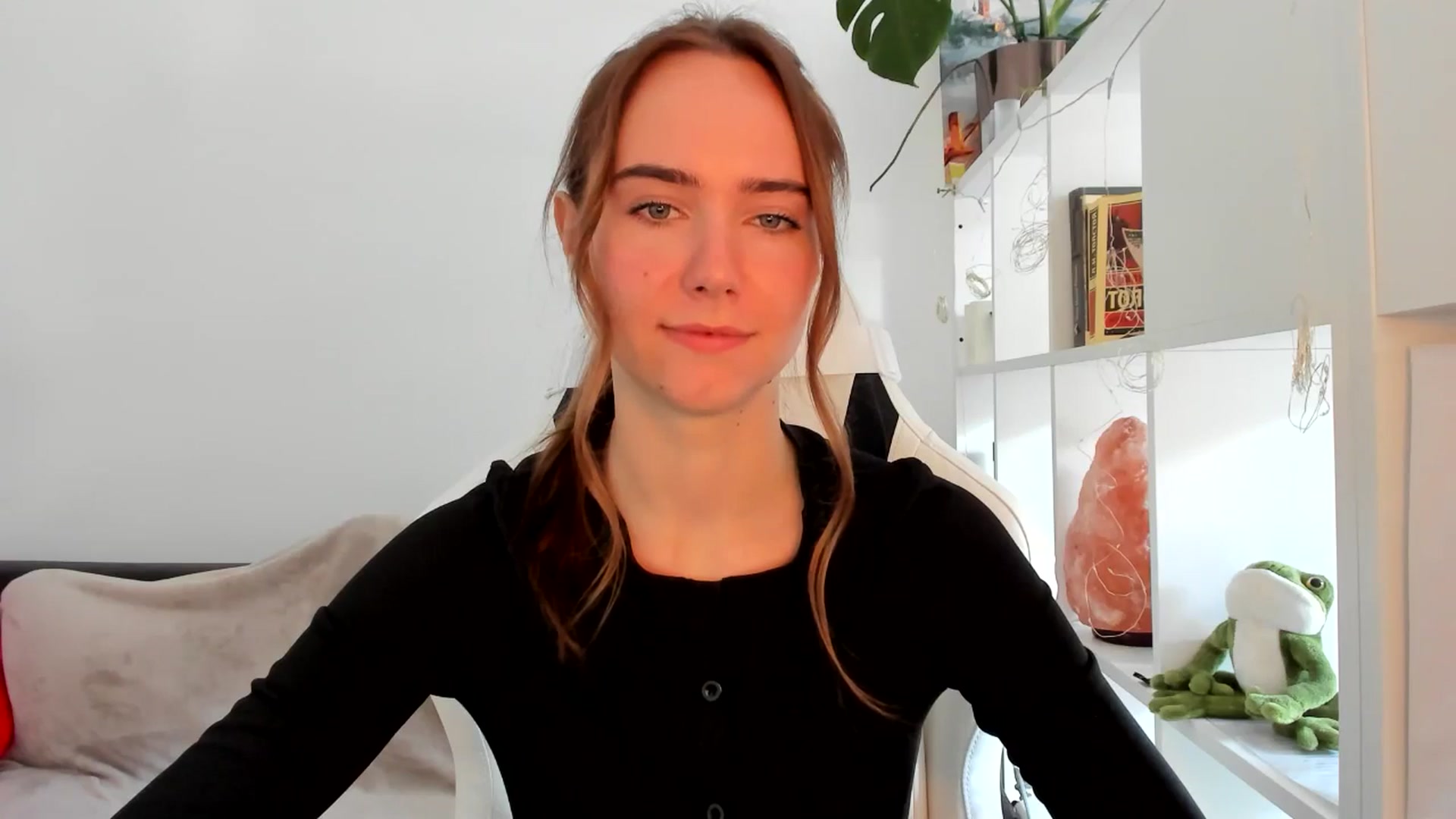 Gallery image thumbnail from OhAlisa's myfreecams stream on, 09/01/2025, 10:19 image 20 of 20