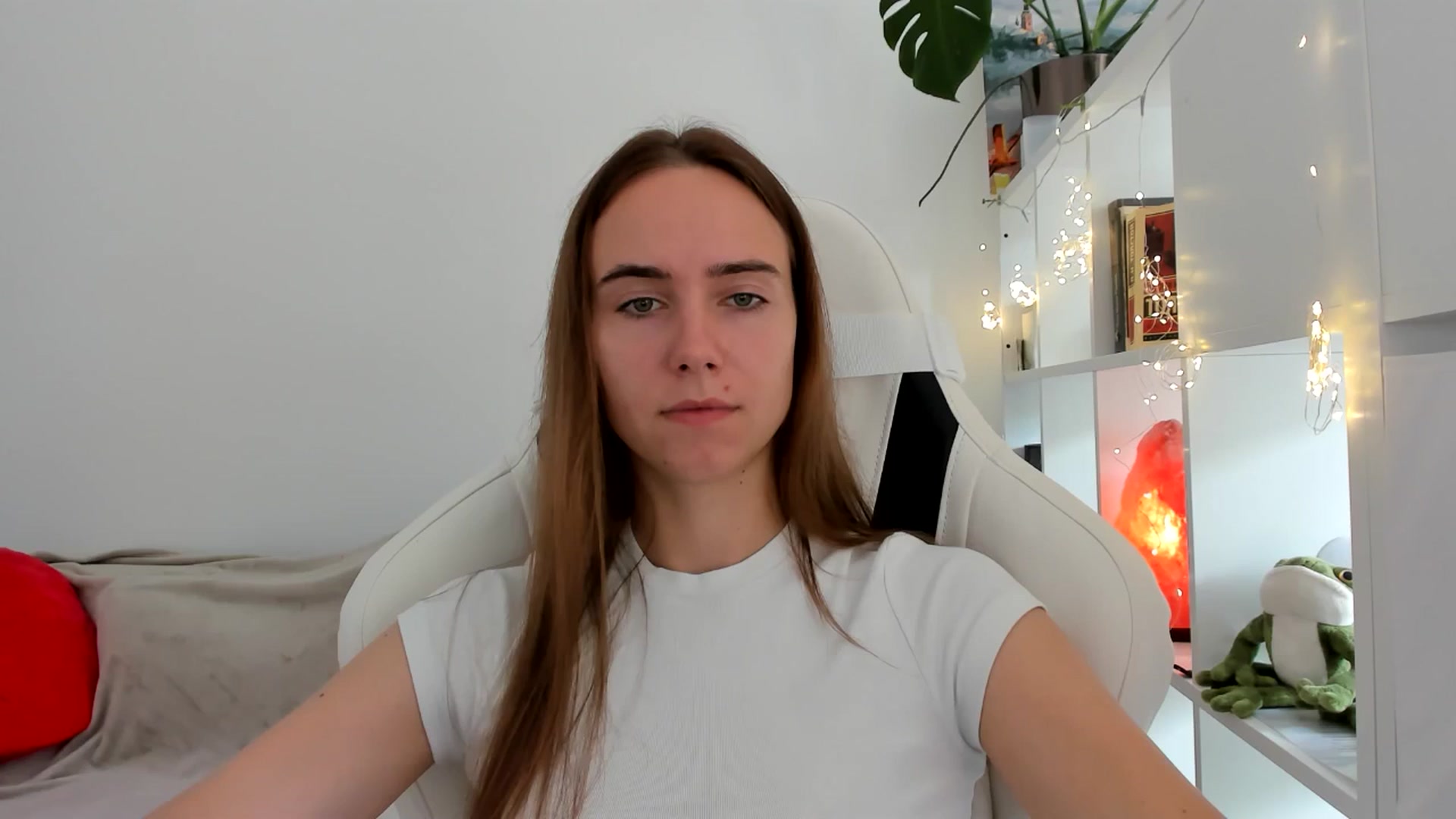 Gallery image thumbnail from OhAlisa's myfreecams stream on, 09/02/2025, 10:34 image 2 of 20