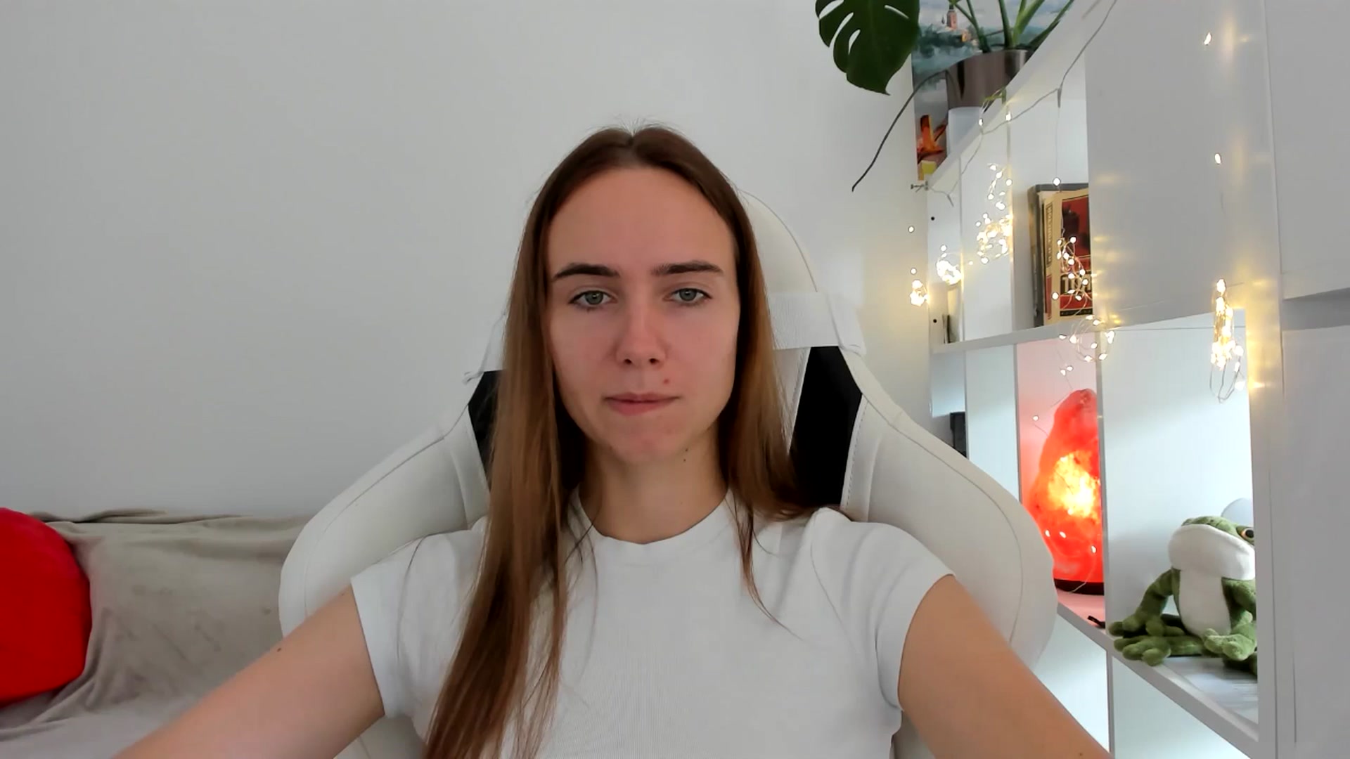 Gallery image thumbnail from OhAlisa's myfreecams stream on, 09/02/2025, 10:34 image 3 of 20
