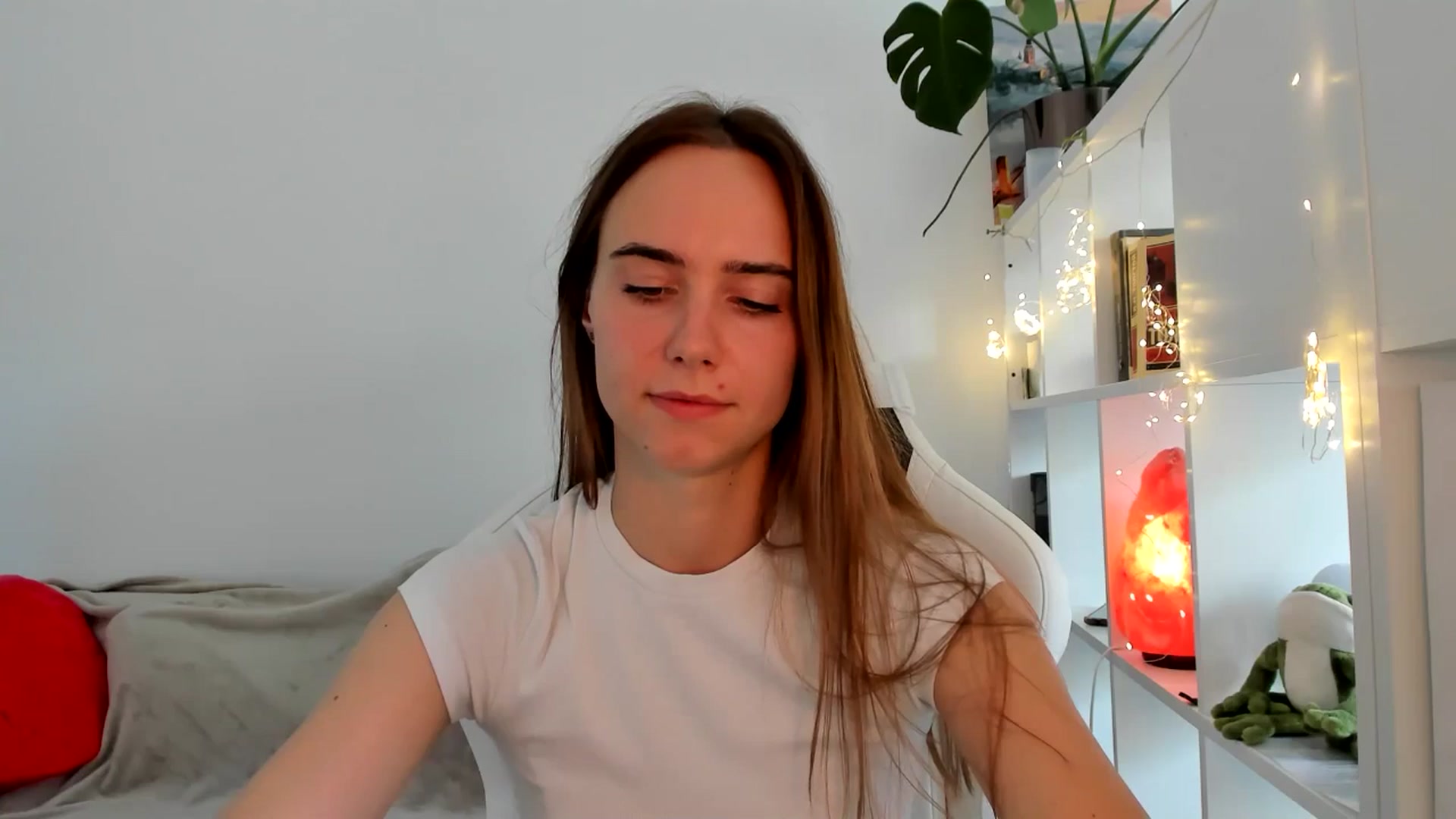 Gallery image thumbnail from OhAlisa's myfreecams stream on, 09/02/2025, 13:58 image 10 of 20