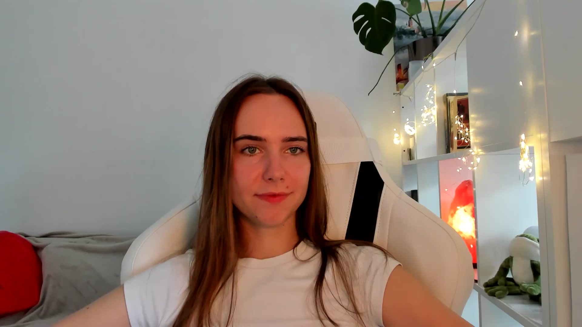 Gallery image thumbnail from OhAlisa's myfreecams stream on, 09/02/2025, 13:58 image 20 of 20