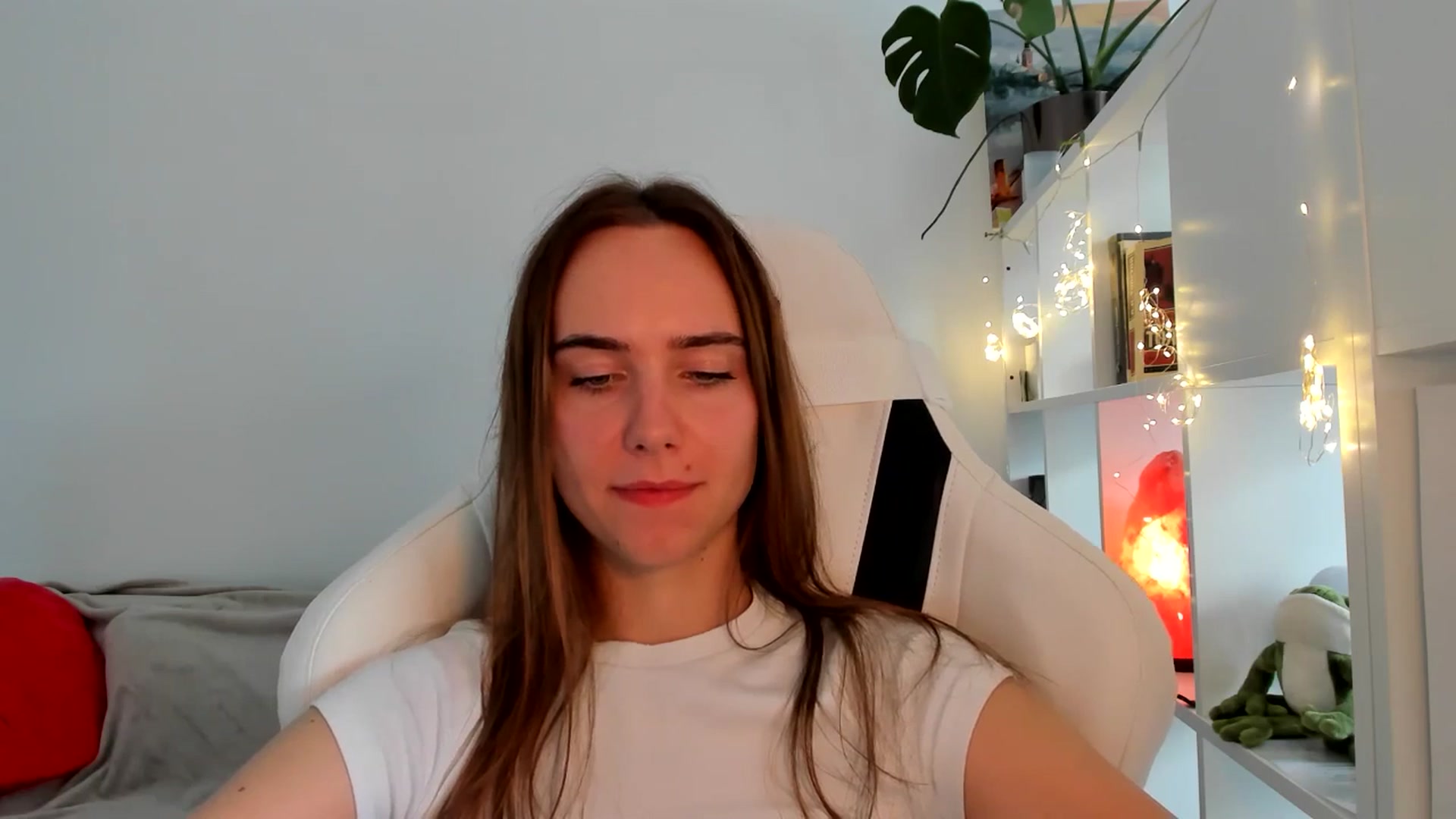 Gallery image thumbnail from OhAlisa's myfreecams stream on, 09/02/2025, 13:58 image 19 of 20