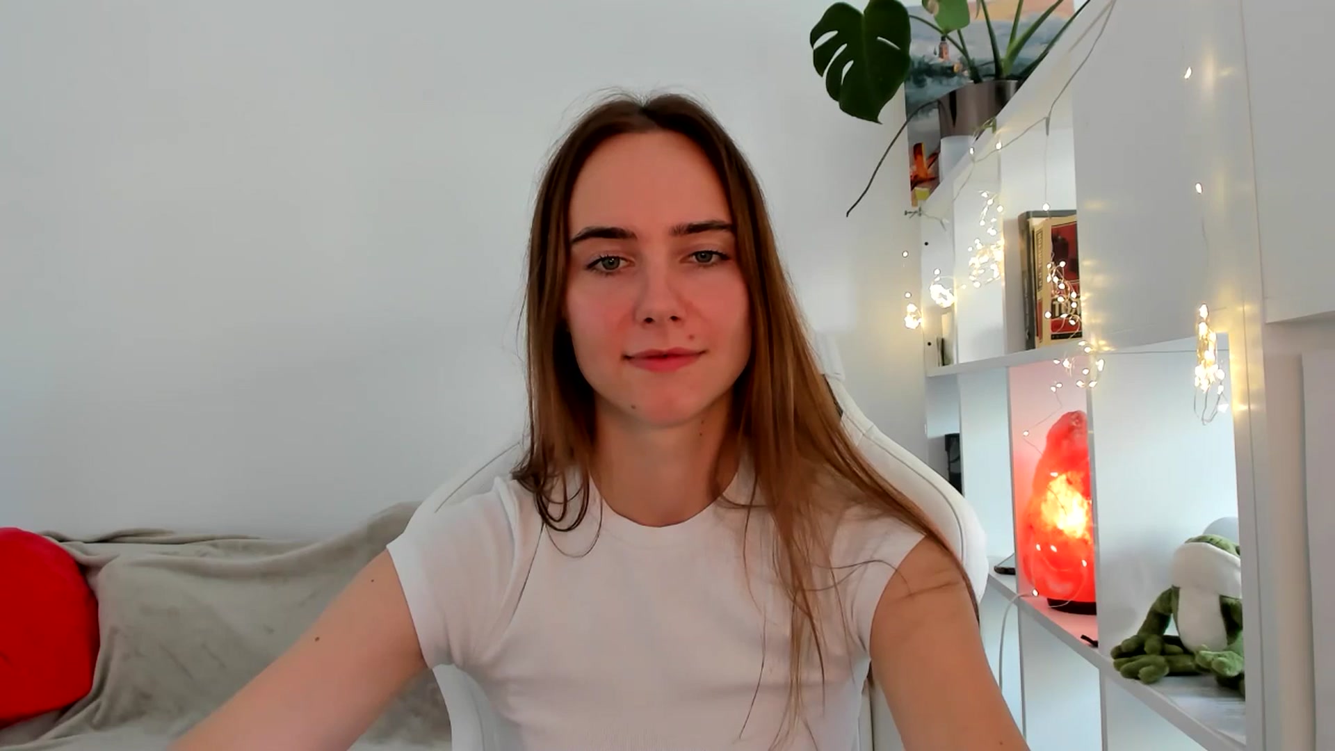 Gallery image thumbnail from OhAlisa's myfreecams stream on, 09/02/2025, 13:58 image 11 of 20