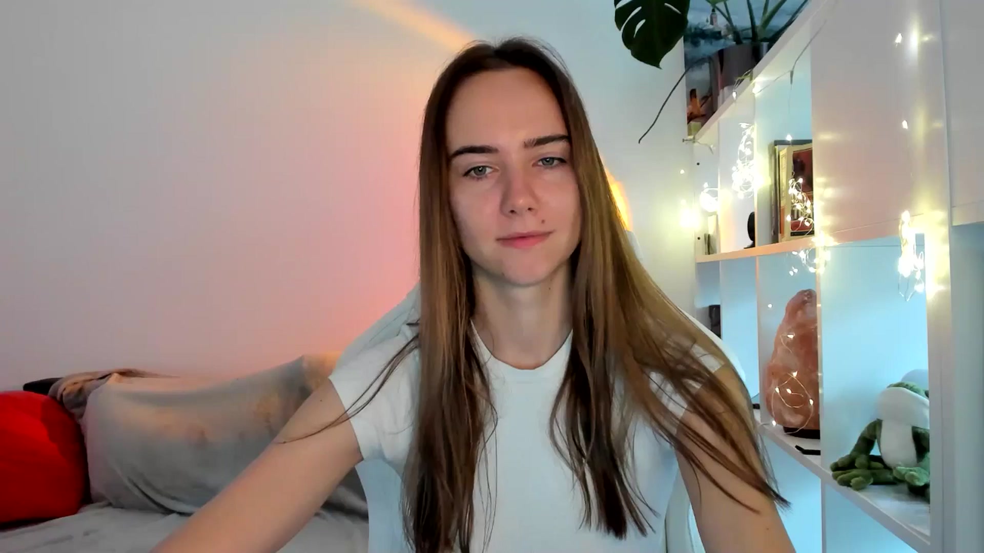 Gallery image thumbnail from OhAlisa's myfreecams stream on, 09/03/2025, 06:44 image 11 of 20