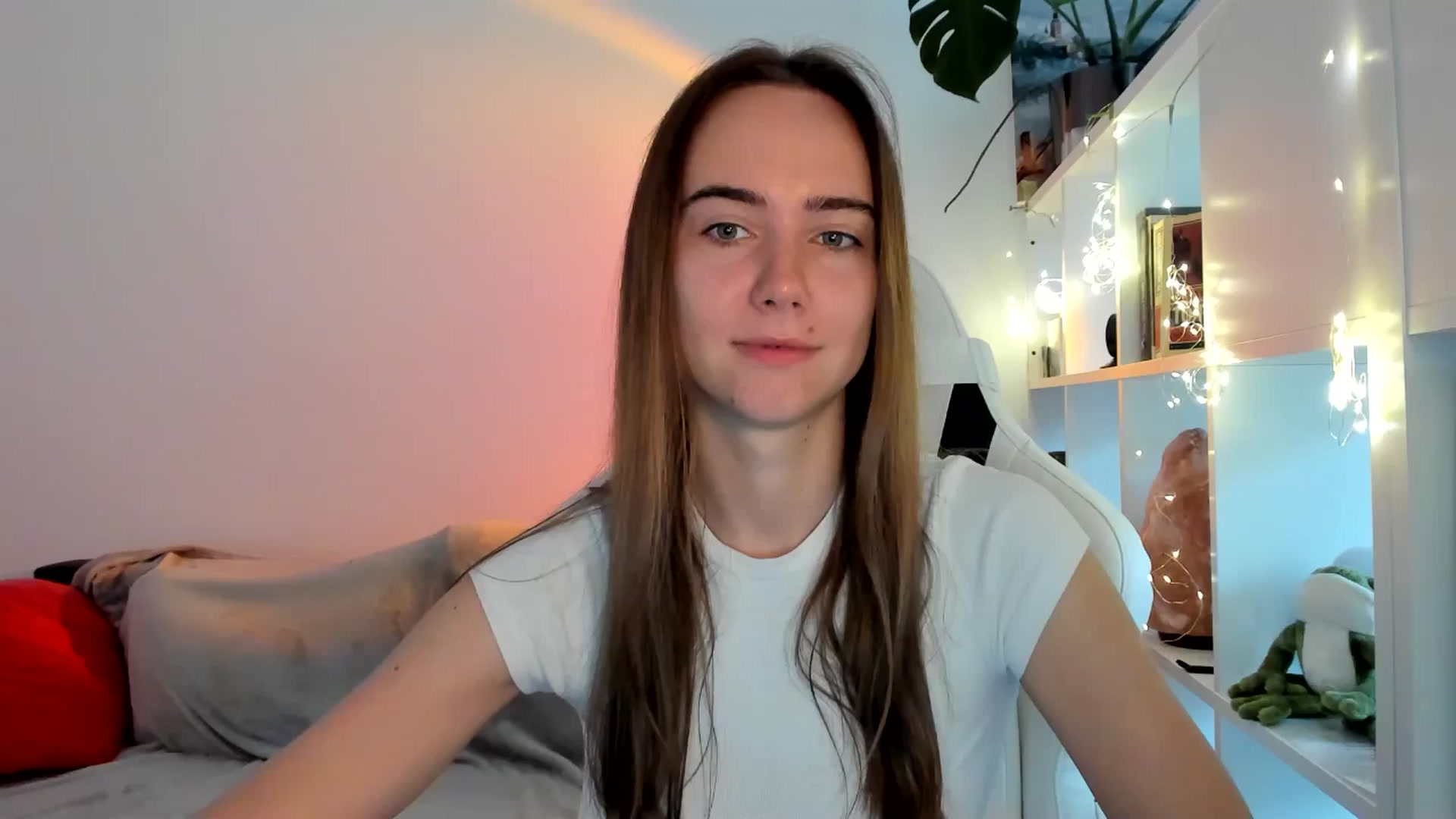 Gallery image thumbnail from OhAlisa's myfreecams stream on, 09/03/2025, 06:44 image 8 of 20
