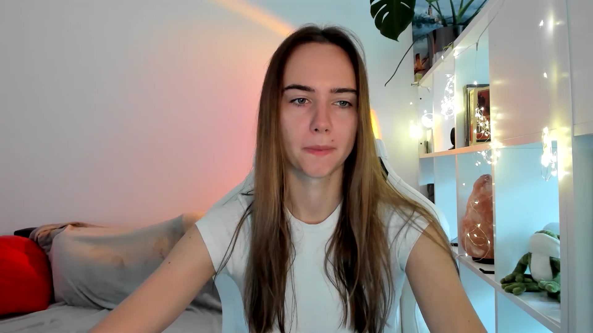 Gallery image thumbnail from OhAlisa's myfreecams stream on, 09/03/2025, 06:44 image 12 of 20