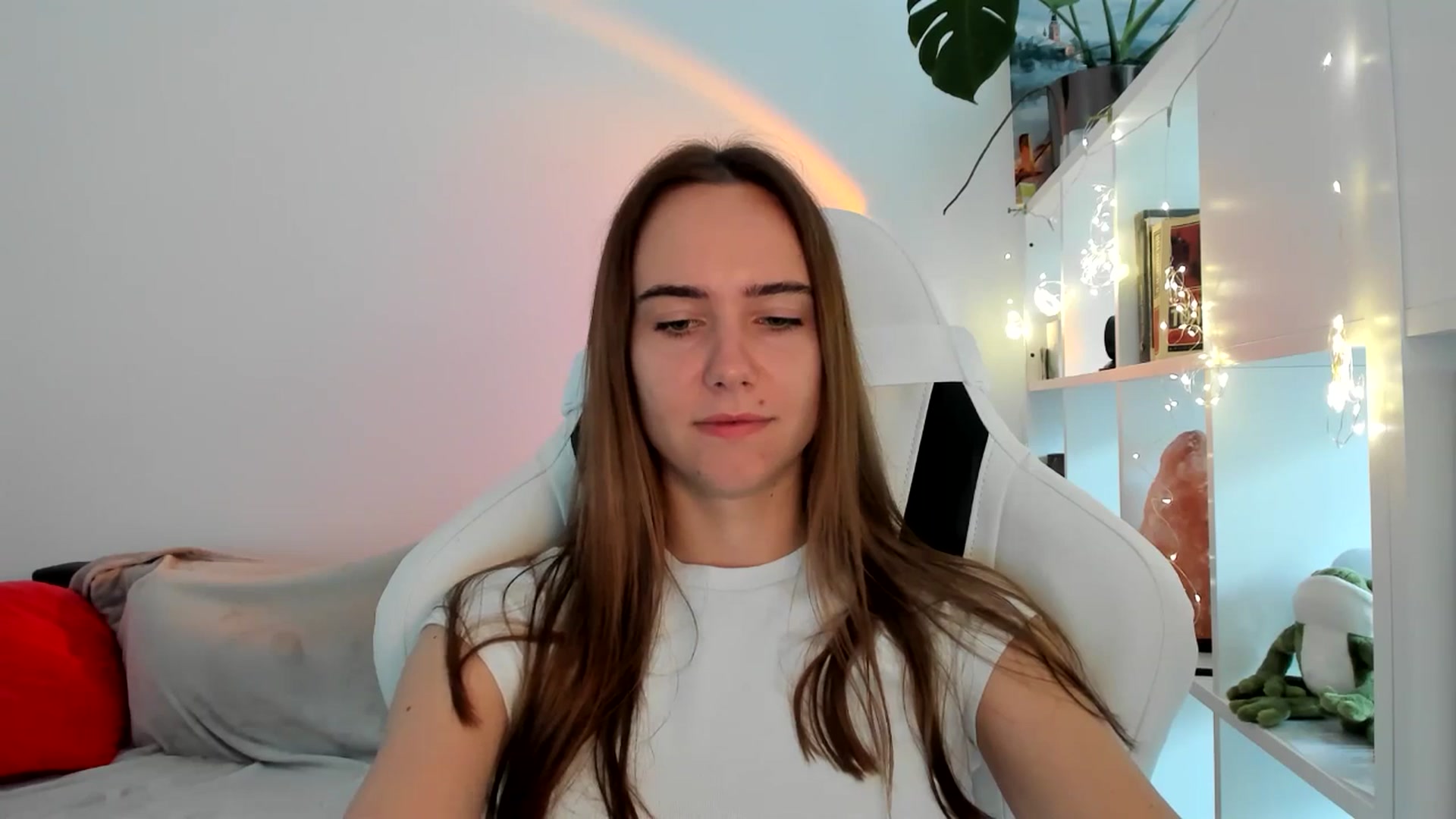Gallery image thumbnail from OhAlisa's myfreecams stream on, 09/03/2025, 07:36 image 18 of 20