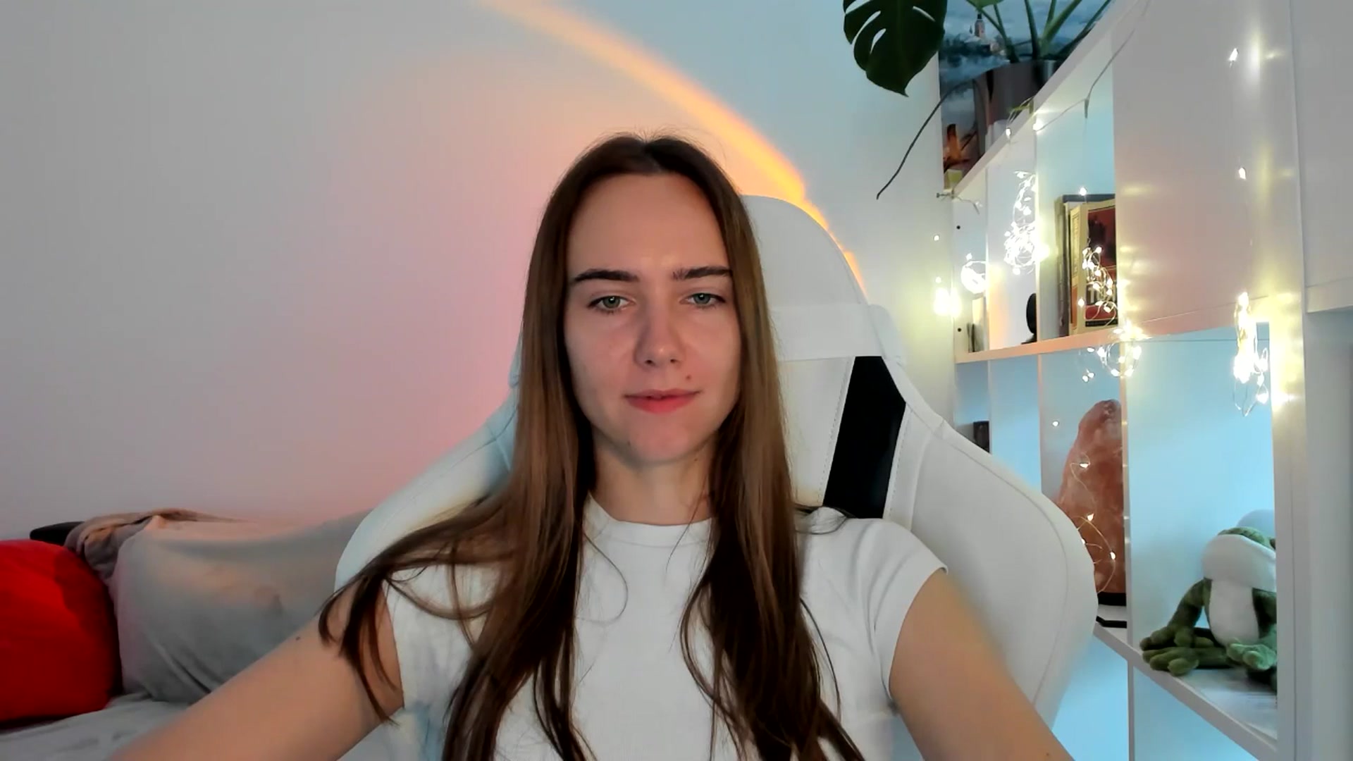 Gallery image thumbnail from OhAlisa's myfreecams stream on, 09/03/2025, 07:36 image 8 of 20