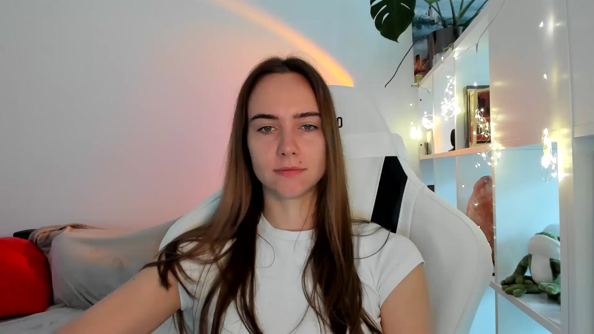 Gallery image thumbnail from OhAlisa's myfreecams stream on, 09/03/2025, 07:36 image 4 of 20