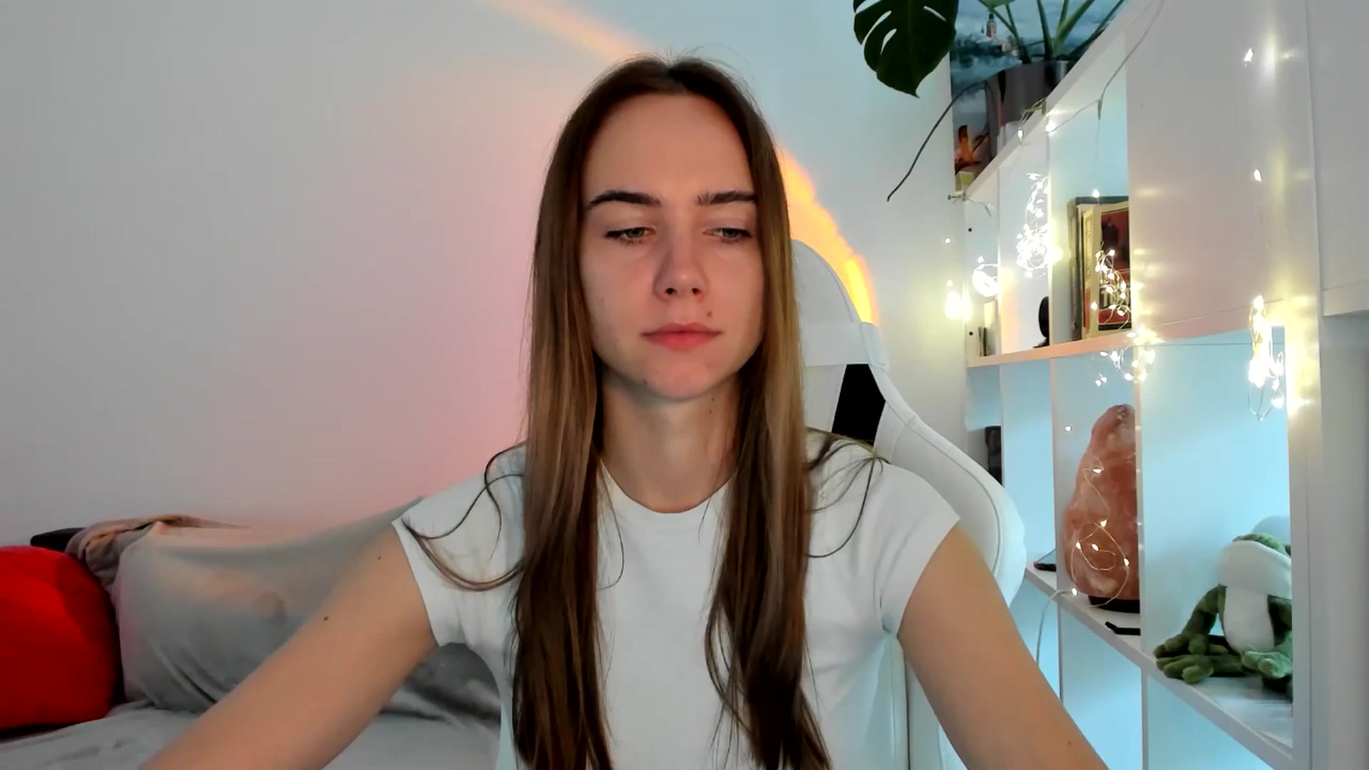 Gallery image thumbnail from OhAlisa's myfreecams stream on, 09/03/2025, 07:36 image 3 of 20