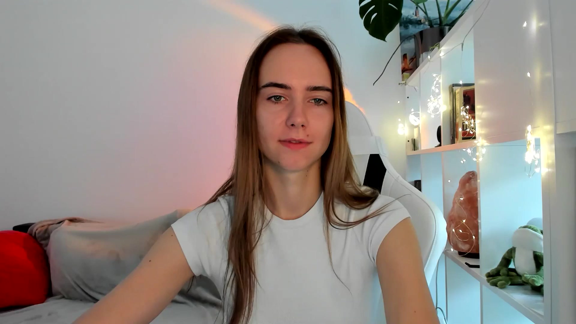 Gallery image thumbnail from OhAlisa's myfreecams stream on, 09/03/2025, 09:12 image 8 of 20