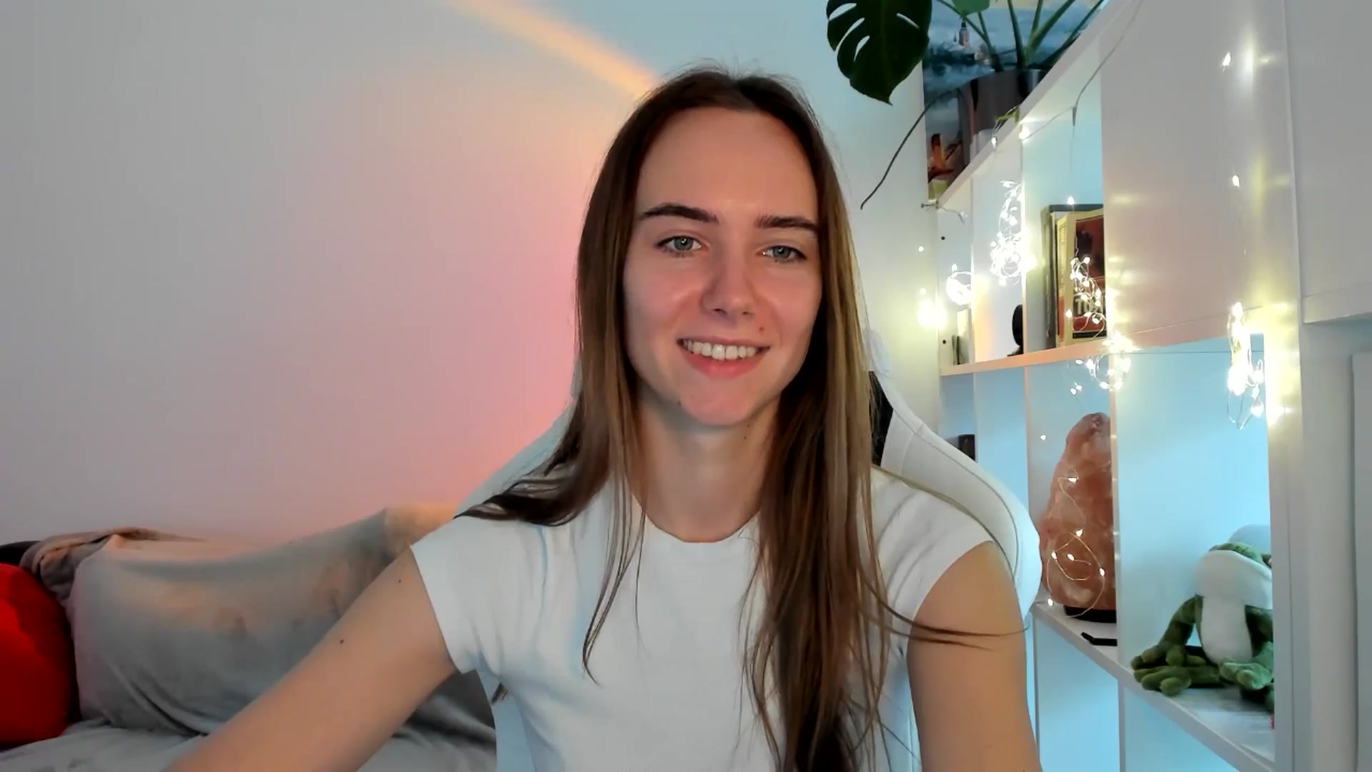 Gallery image thumbnail from OhAlisa's myfreecams stream on, 09/03/2025, 09:12 image 20 of 20