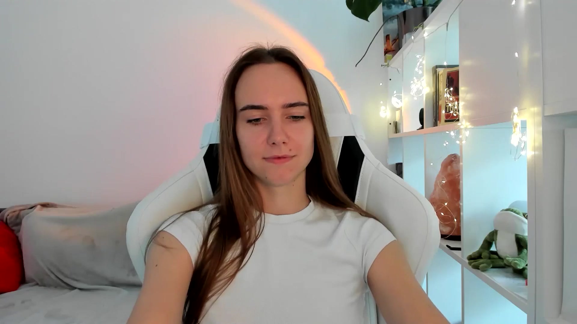 Gallery image thumbnail from OhAlisa's myfreecams stream on, 09/03/2025, 09:52 image 16 of 20