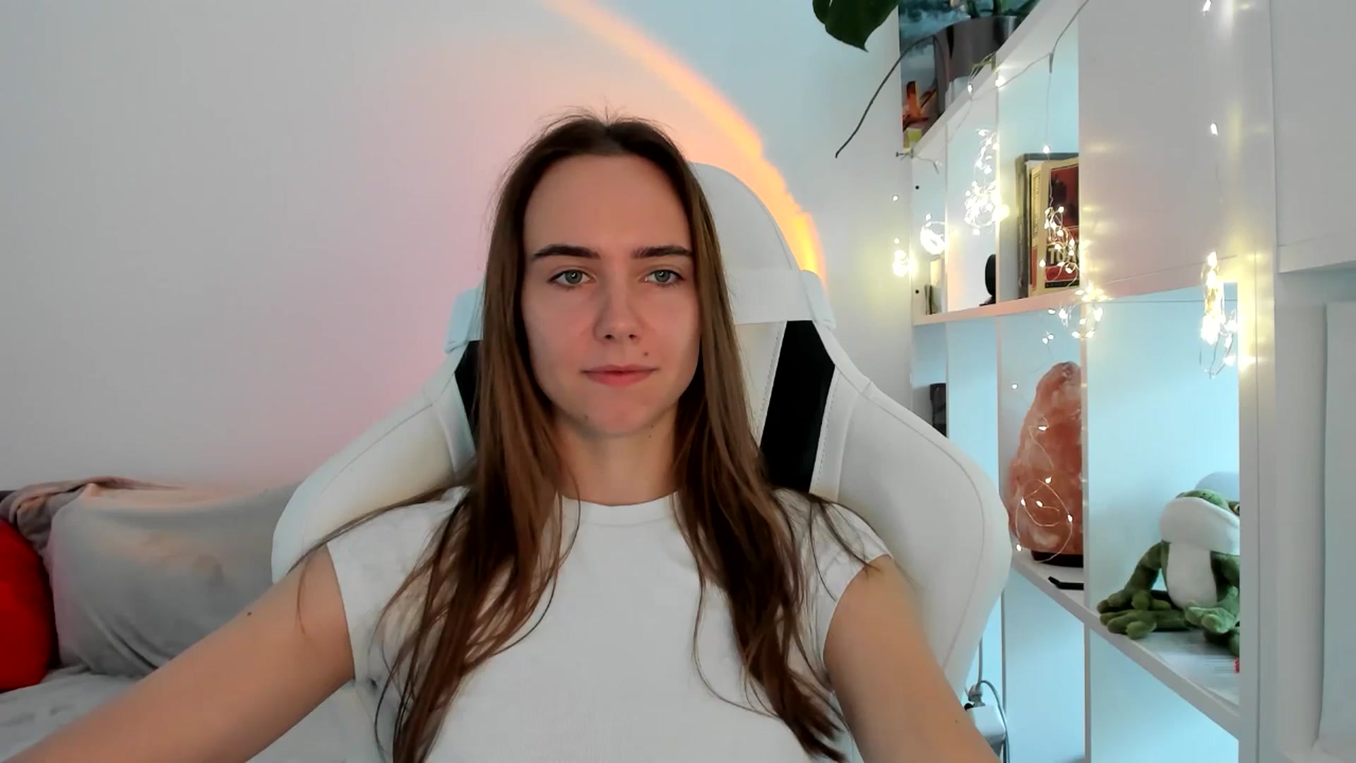 Gallery image thumbnail from OhAlisa's myfreecams stream on, 09/03/2025, 09:52 image 13 of 20