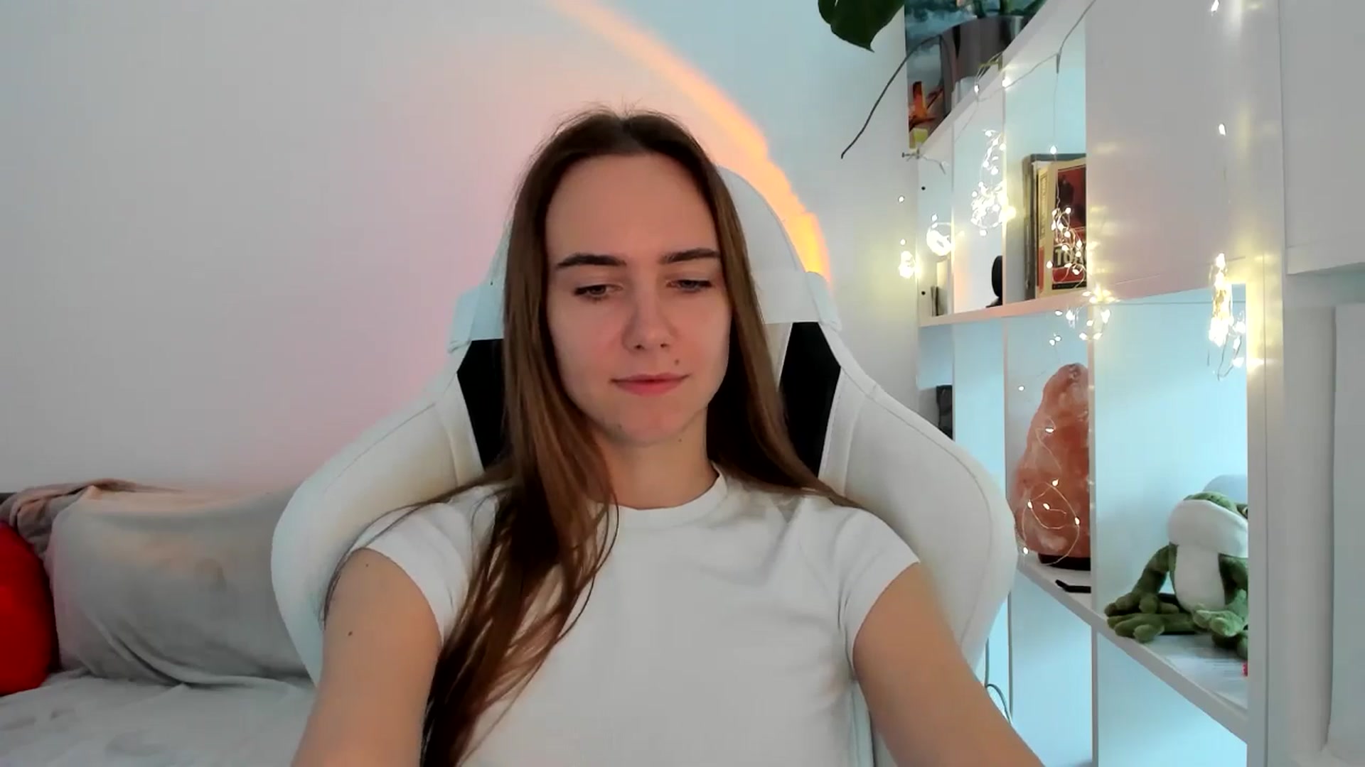 Gallery image thumbnail from OhAlisa's myfreecams stream on, 09/03/2025, 09:52 image 17 of 20