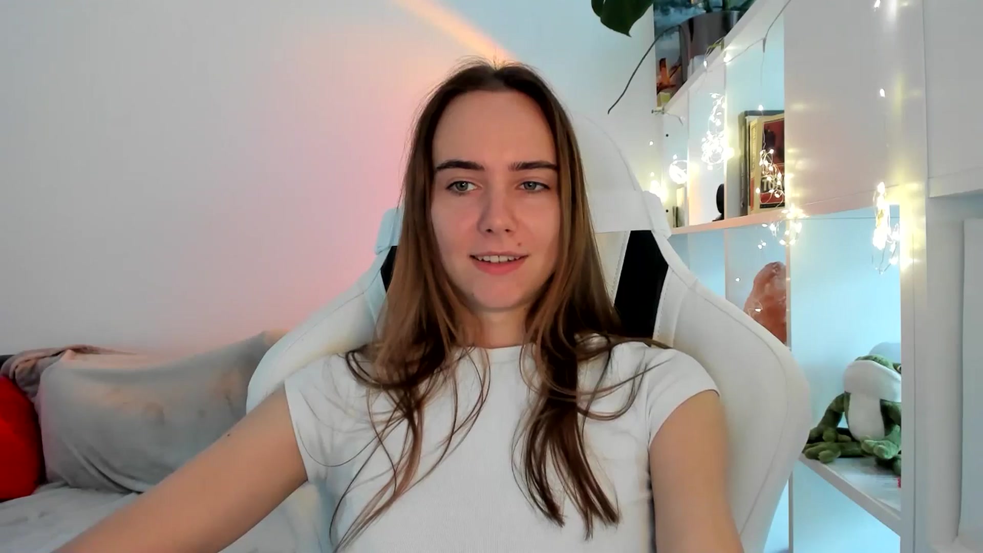 Gallery image thumbnail from OhAlisa's myfreecams stream on, 09/03/2025, 09:52 image 2 of 20
