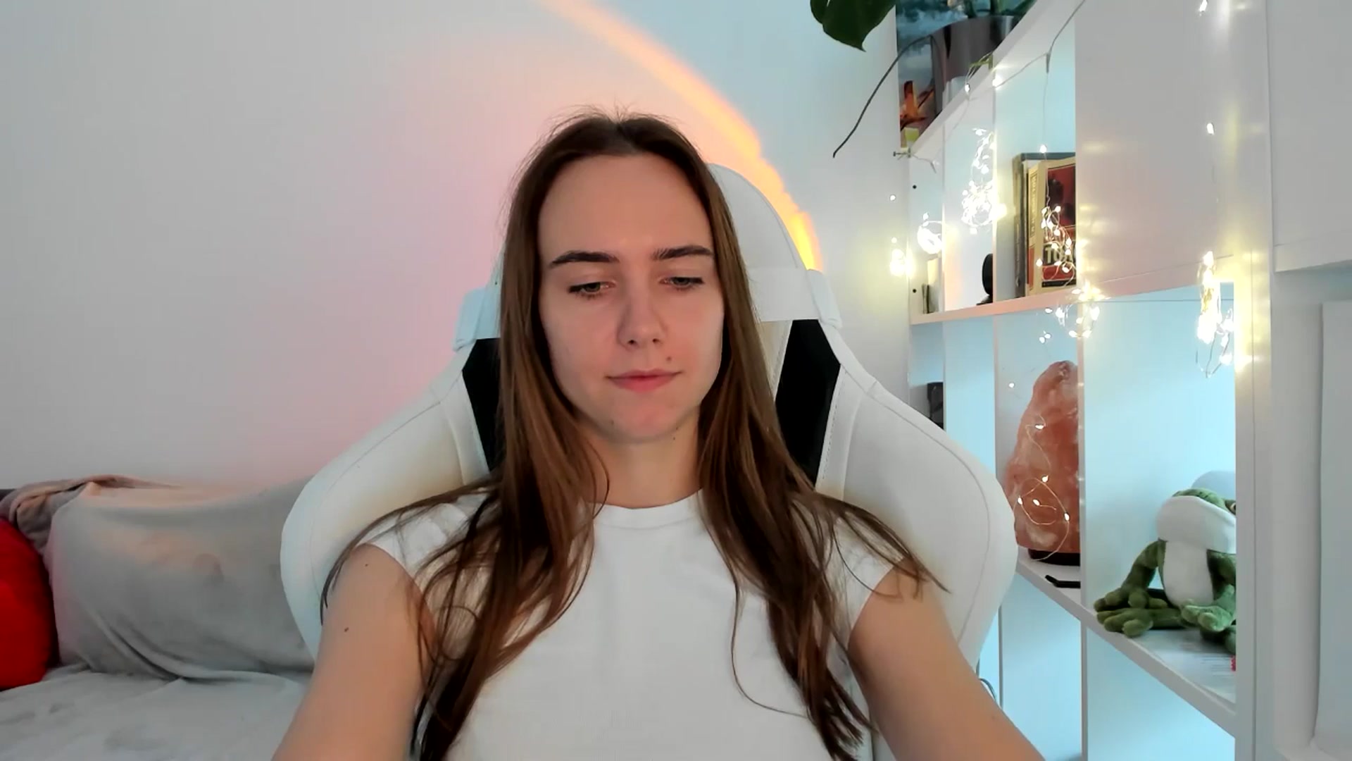 Gallery image thumbnail from OhAlisa's myfreecams stream on, 09/03/2025, 09:52 image 10 of 20