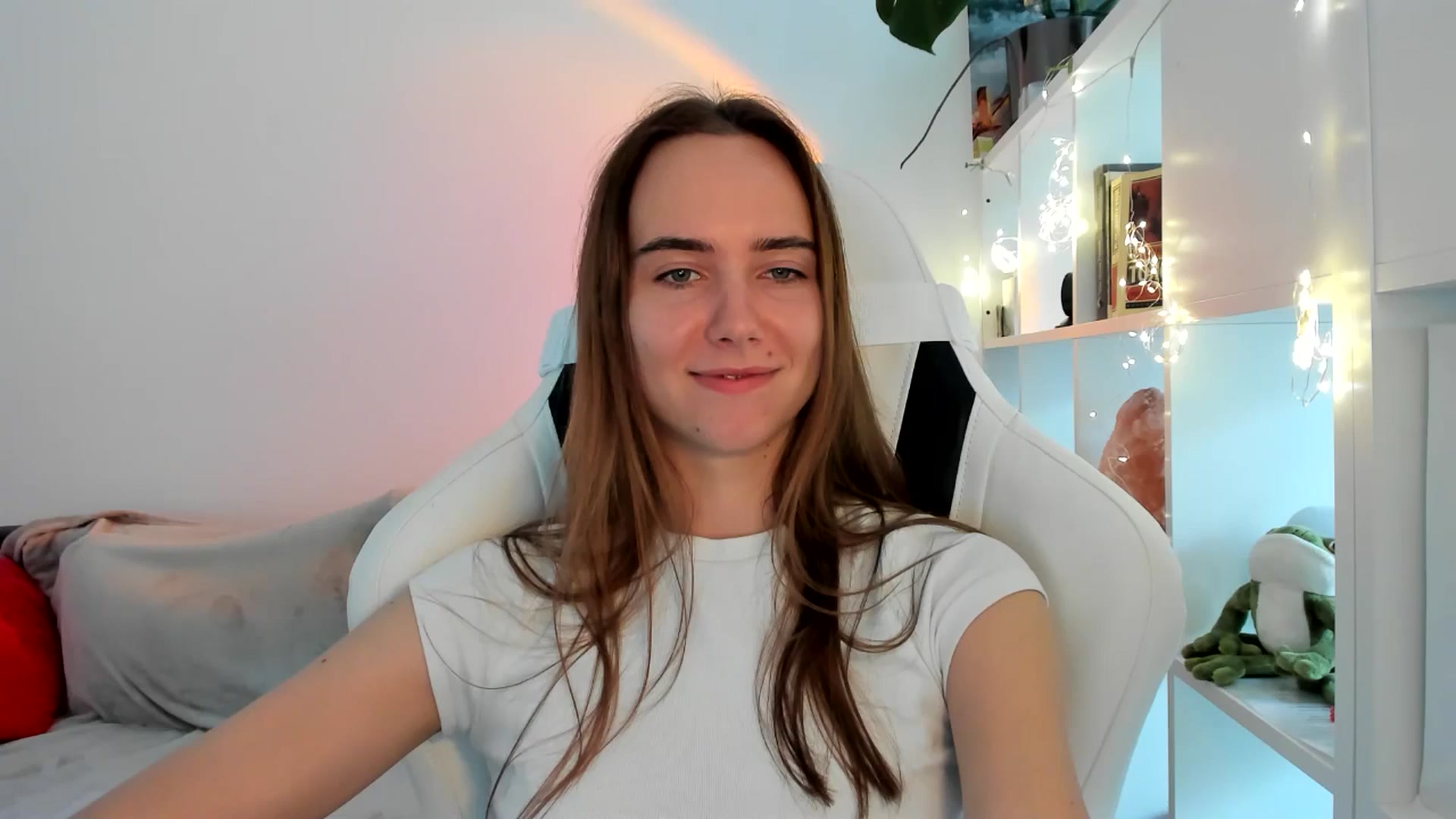 Gallery image thumbnail from OhAlisa's myfreecams stream on, 09/03/2025, 09:52 image 1 of 20