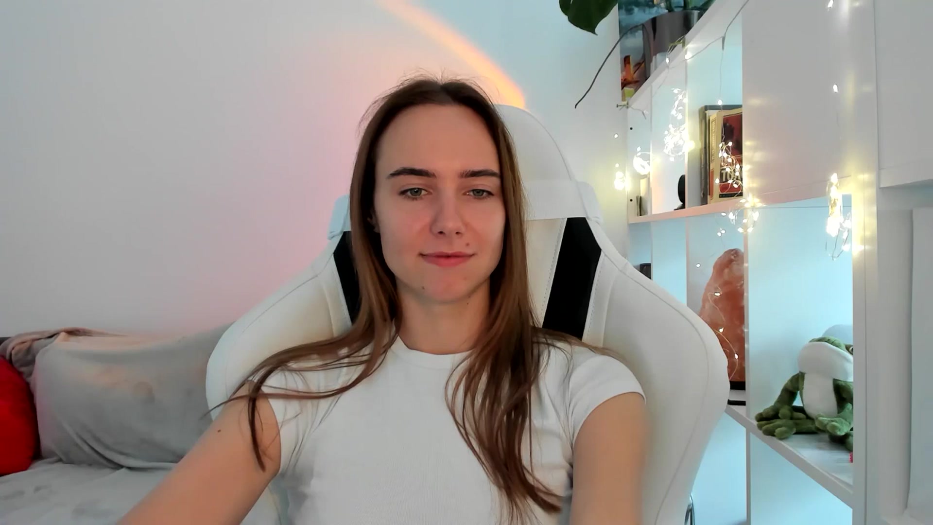 Gallery image thumbnail from OhAlisa's myfreecams stream on, 09/03/2025, 10:37 image 7 of 20