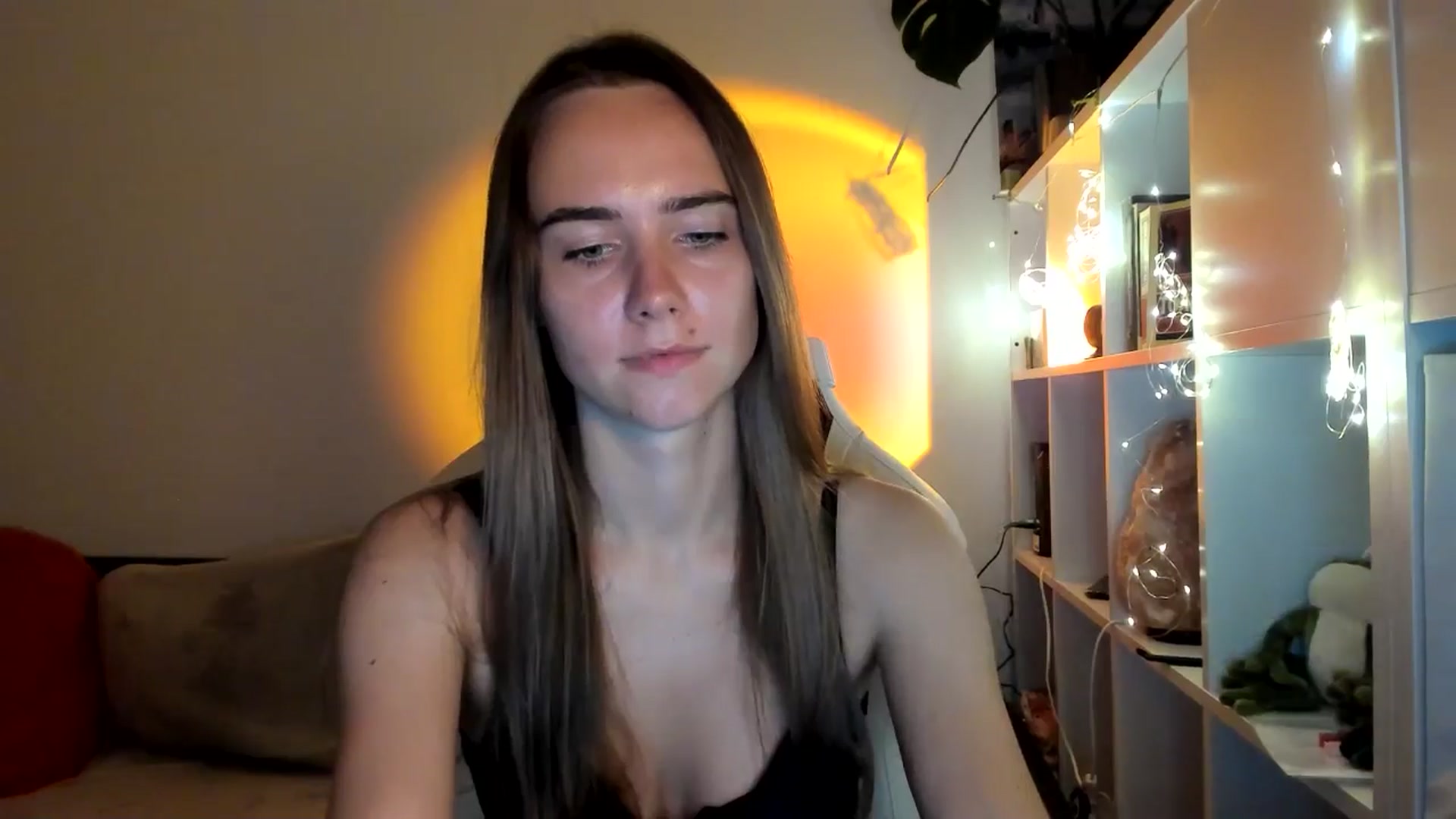 Gallery image thumbnail from OhAlisa's myfreecams stream on, 09/03/2025, 20:45 image 8 of 20