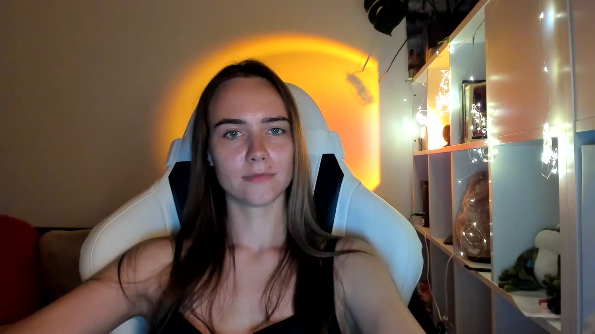 Gallery image thumbnail from OhAlisa's myfreecams stream on, 09/03/2025, 20:45 image 17 of 20