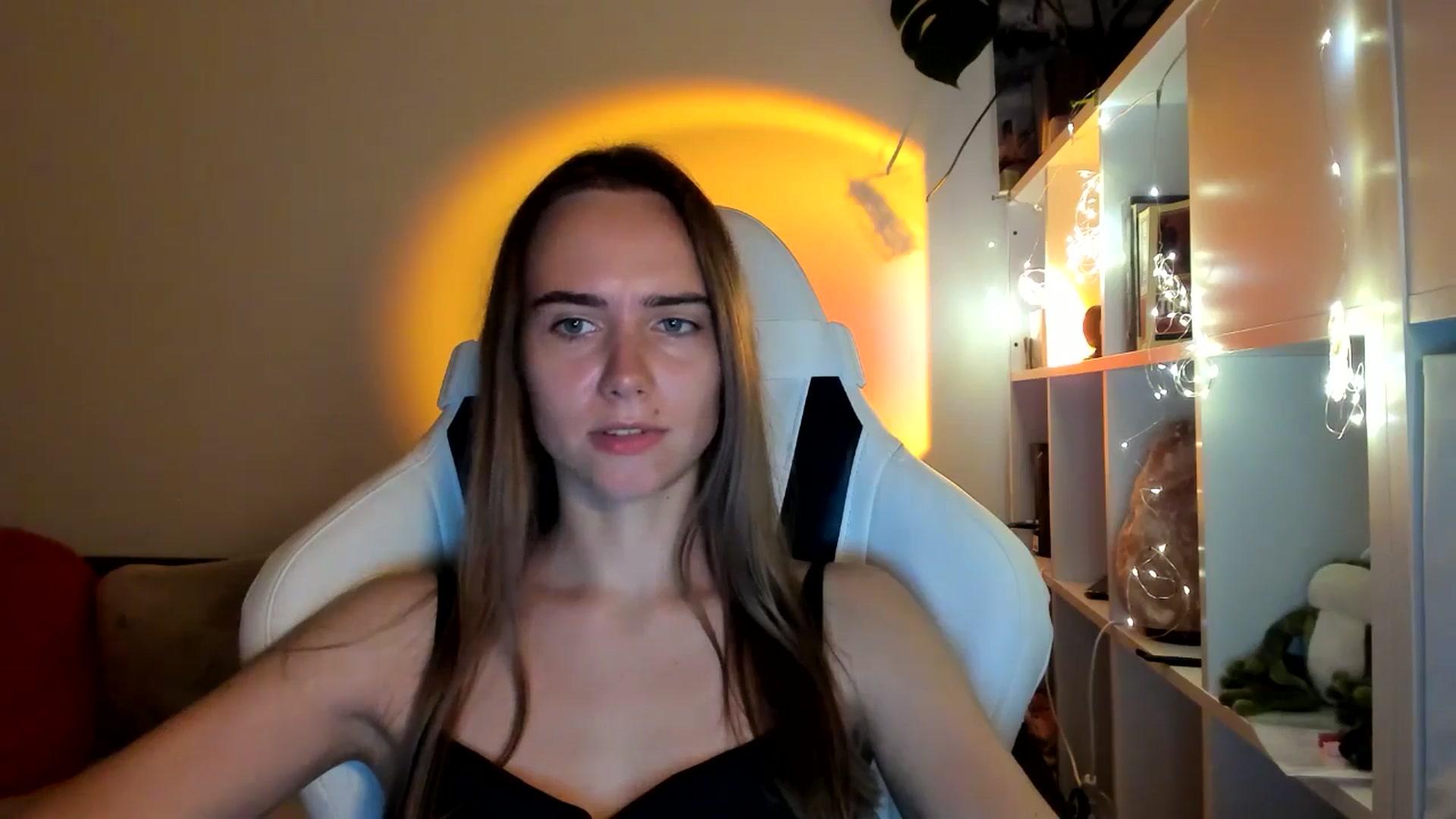 Gallery image thumbnail from OhAlisa's myfreecams stream on, 09/03/2025, 20:45 image 19 of 20