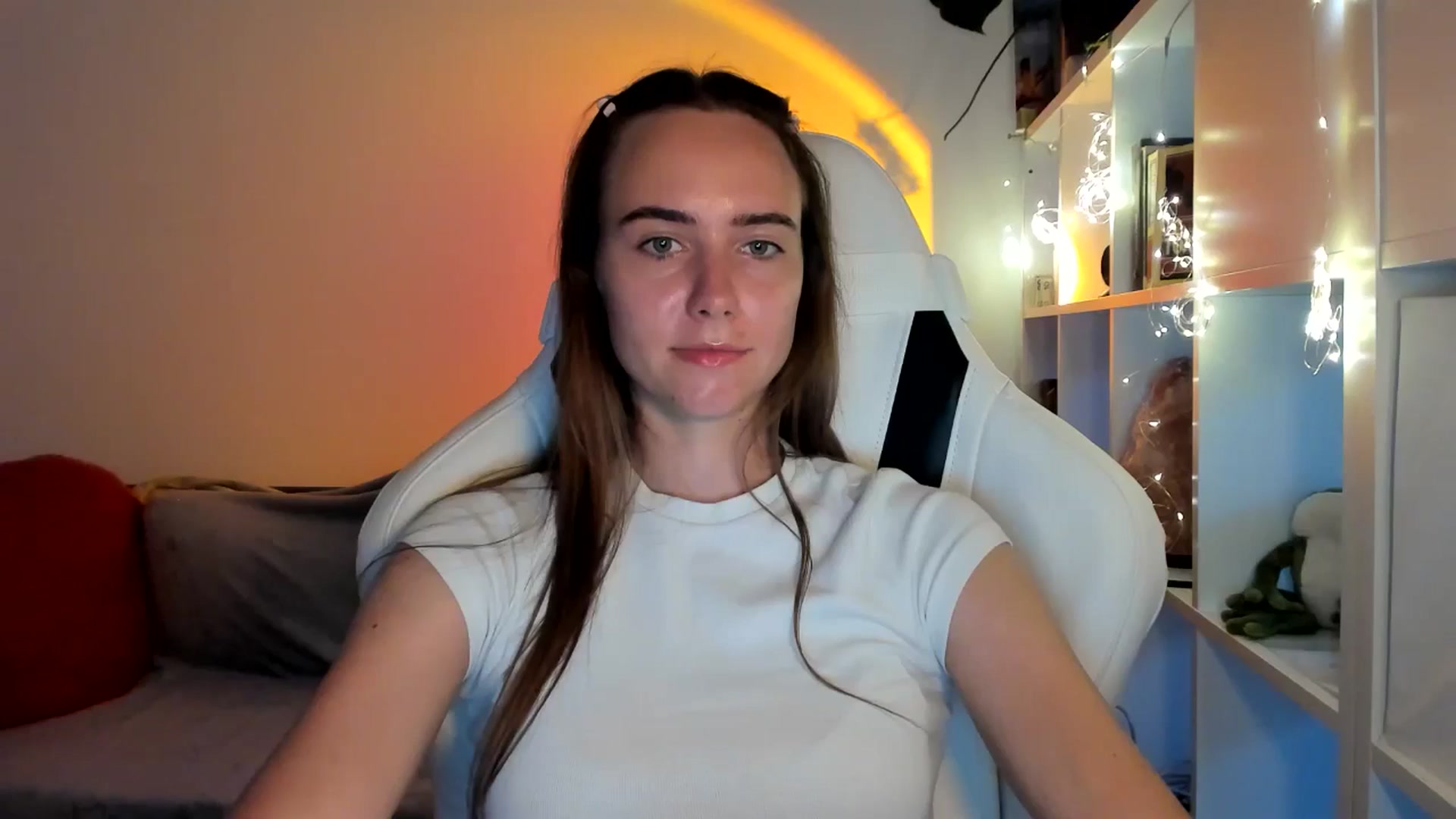 Gallery image thumbnail from OhAlisa's myfreecams stream on, 09/04/2025, 18:51 image 11 of 20
