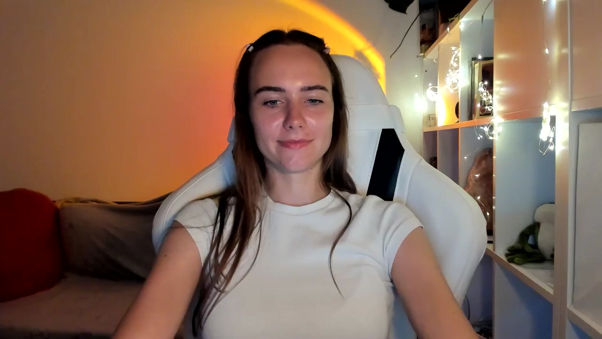 Gallery image thumbnail from OhAlisa's myfreecams stream on, 09/04/2025, 18:51 image 12 of 20