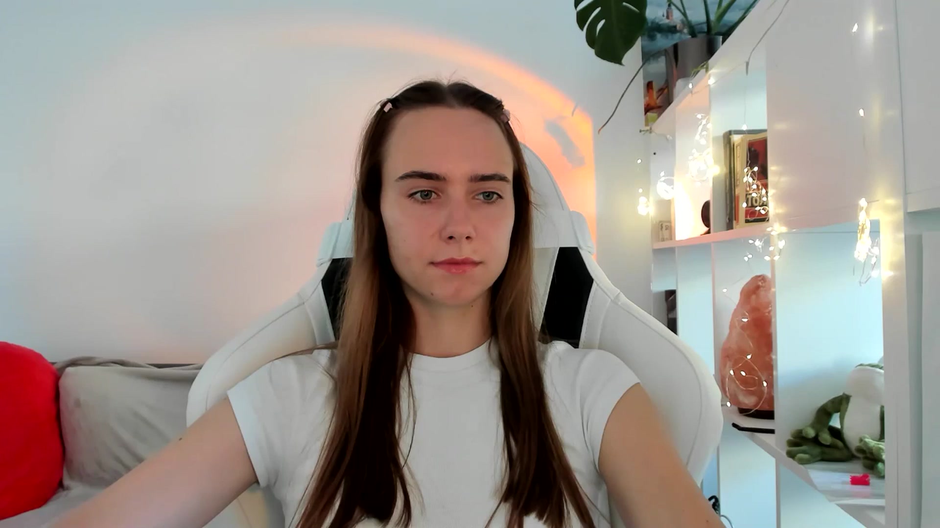 Gallery image thumbnail from OhAlisa's myfreecams stream on, 09/04/2025, 18:51 image 1 of 20
