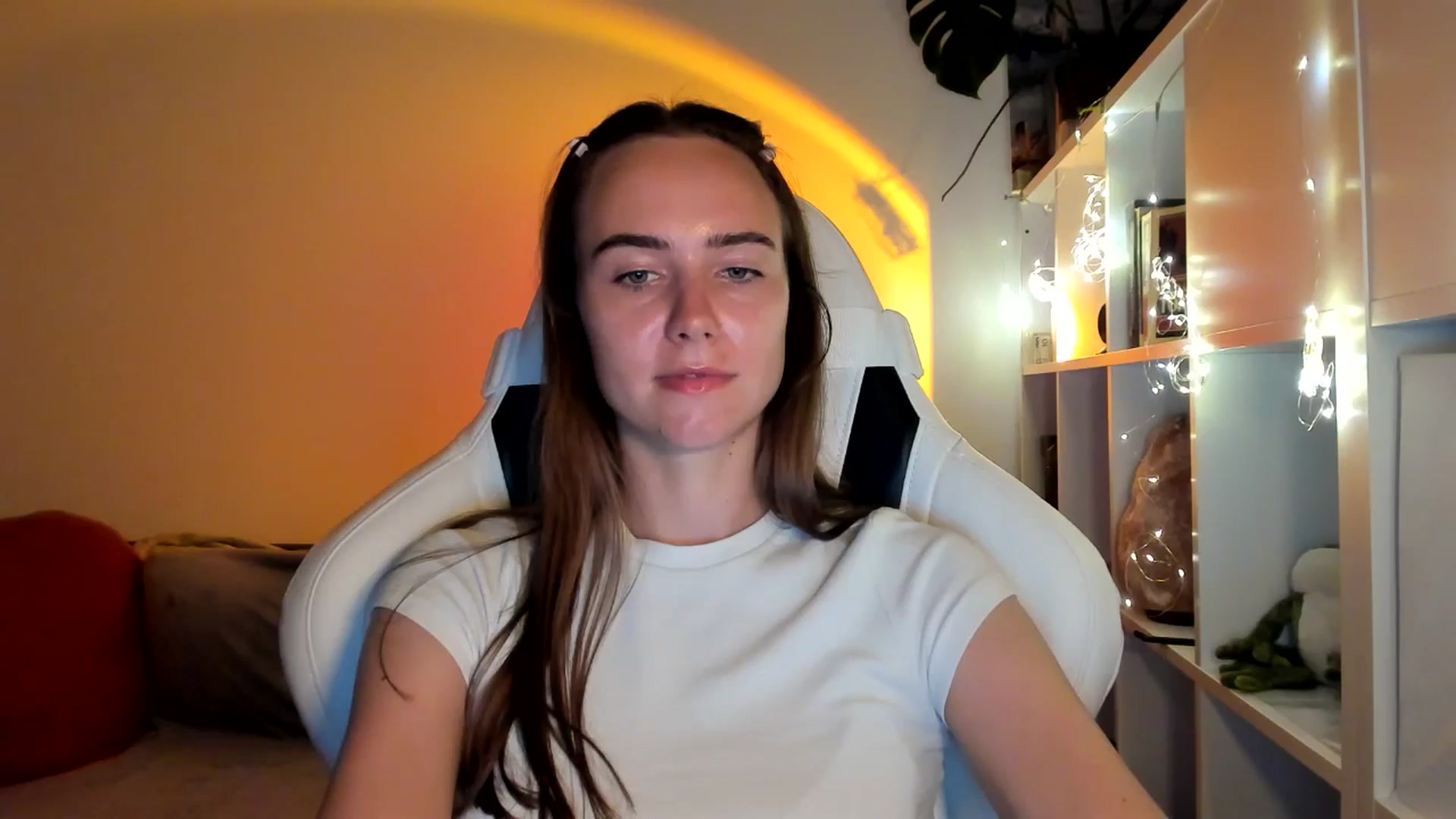Gallery image thumbnail from OhAlisa's myfreecams stream on, 09/04/2025, 18:51 image 13 of 20