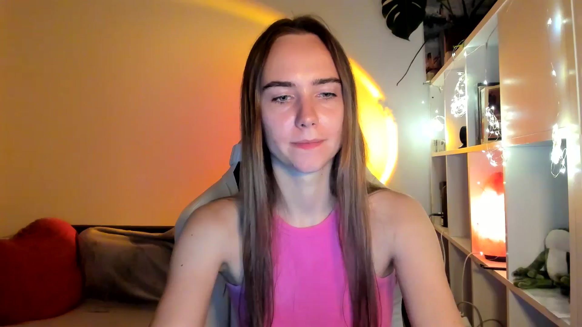 Gallery image thumbnail from OhAlisa's myfreecams stream on, 09/06/2025, 20:10 image 17 of 20