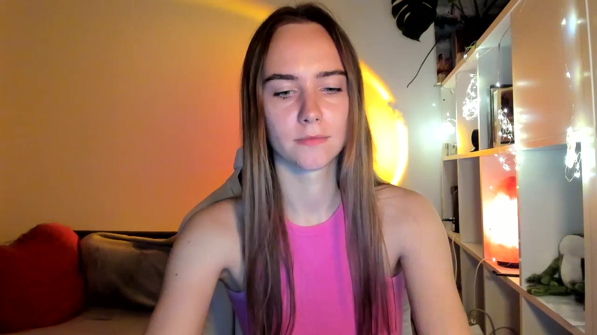 Gallery image thumbnail from OhAlisa's myfreecams stream on, 09/06/2025, 20:10 image 13 of 20