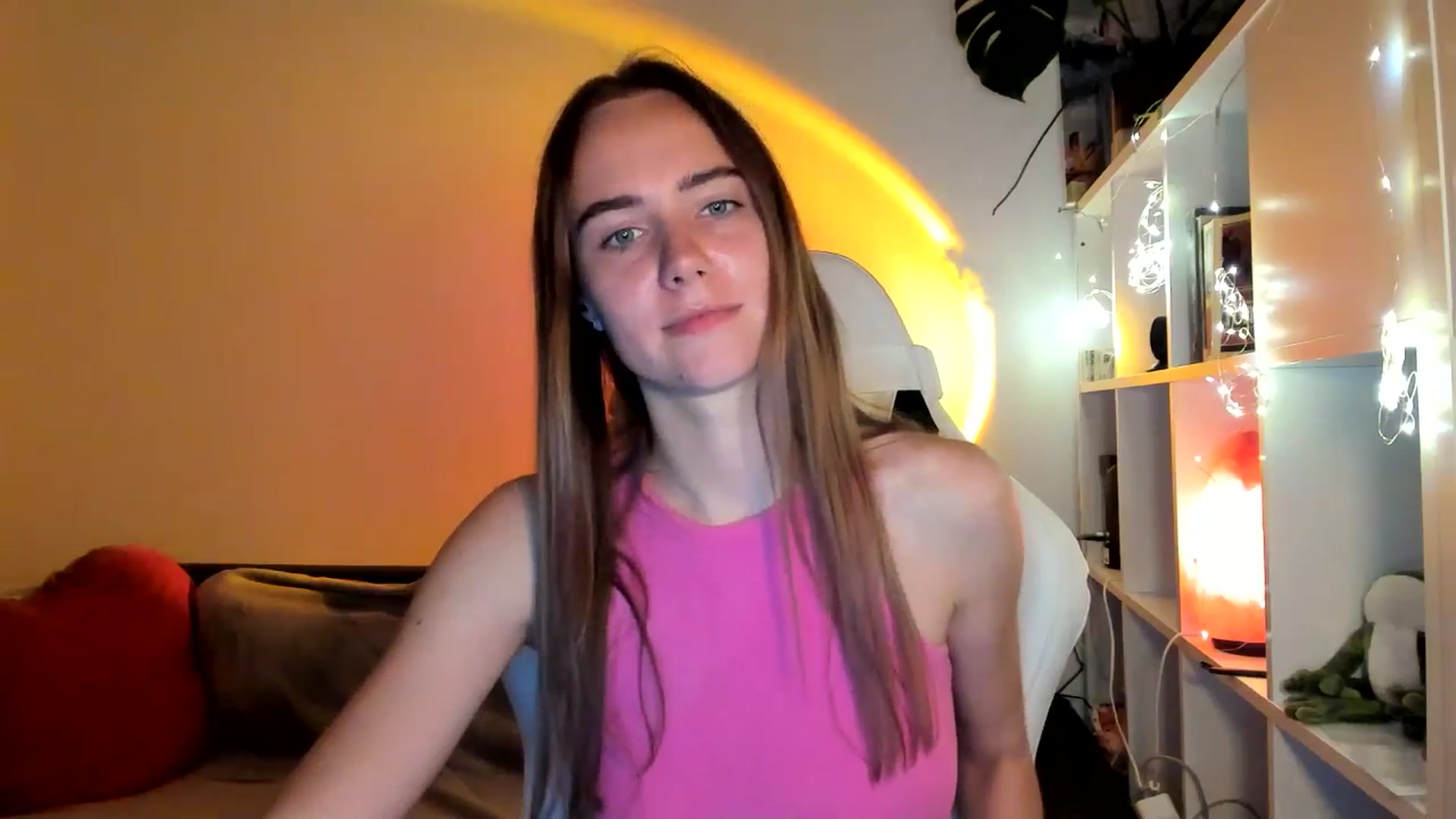 Gallery image thumbnail from OhAlisa's myfreecams stream on, 09/06/2025, 20:10 image 19 of 20