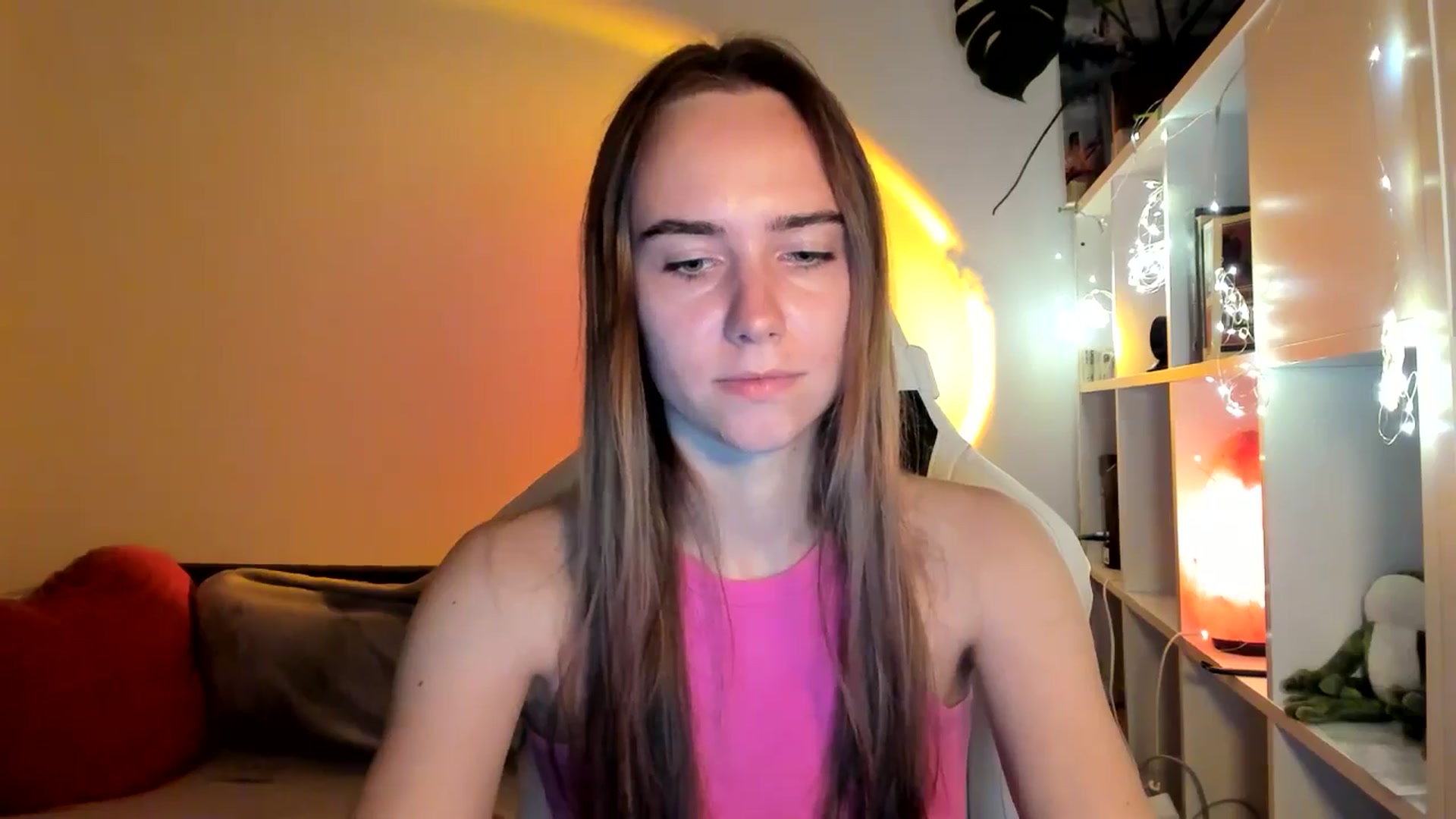 Gallery image thumbnail from OhAlisa's myfreecams stream on, 09/06/2025, 20:10 image 4 of 20