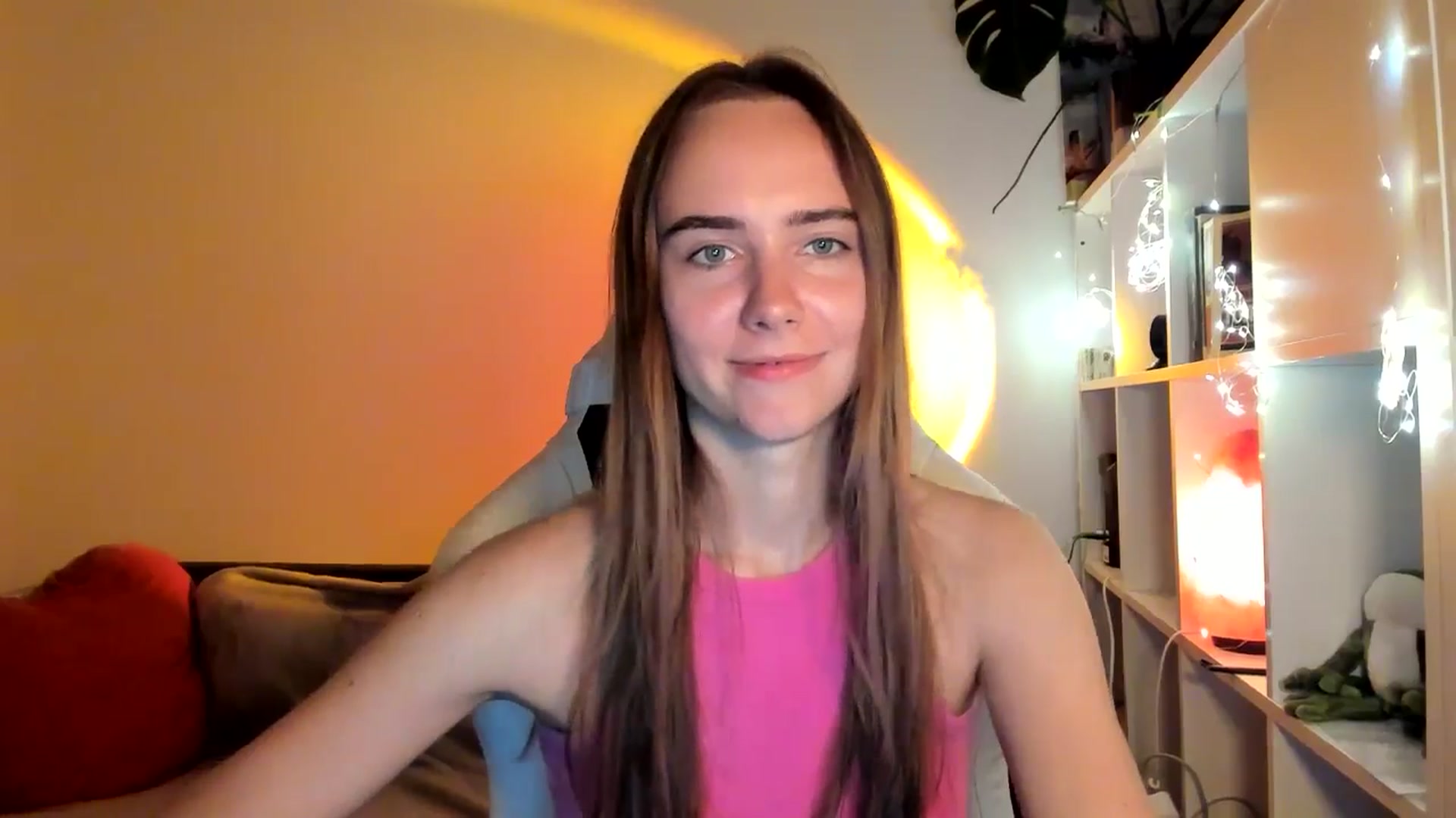 Gallery image thumbnail from OhAlisa's myfreecams stream on, 09/06/2025, 20:10 image 2 of 20