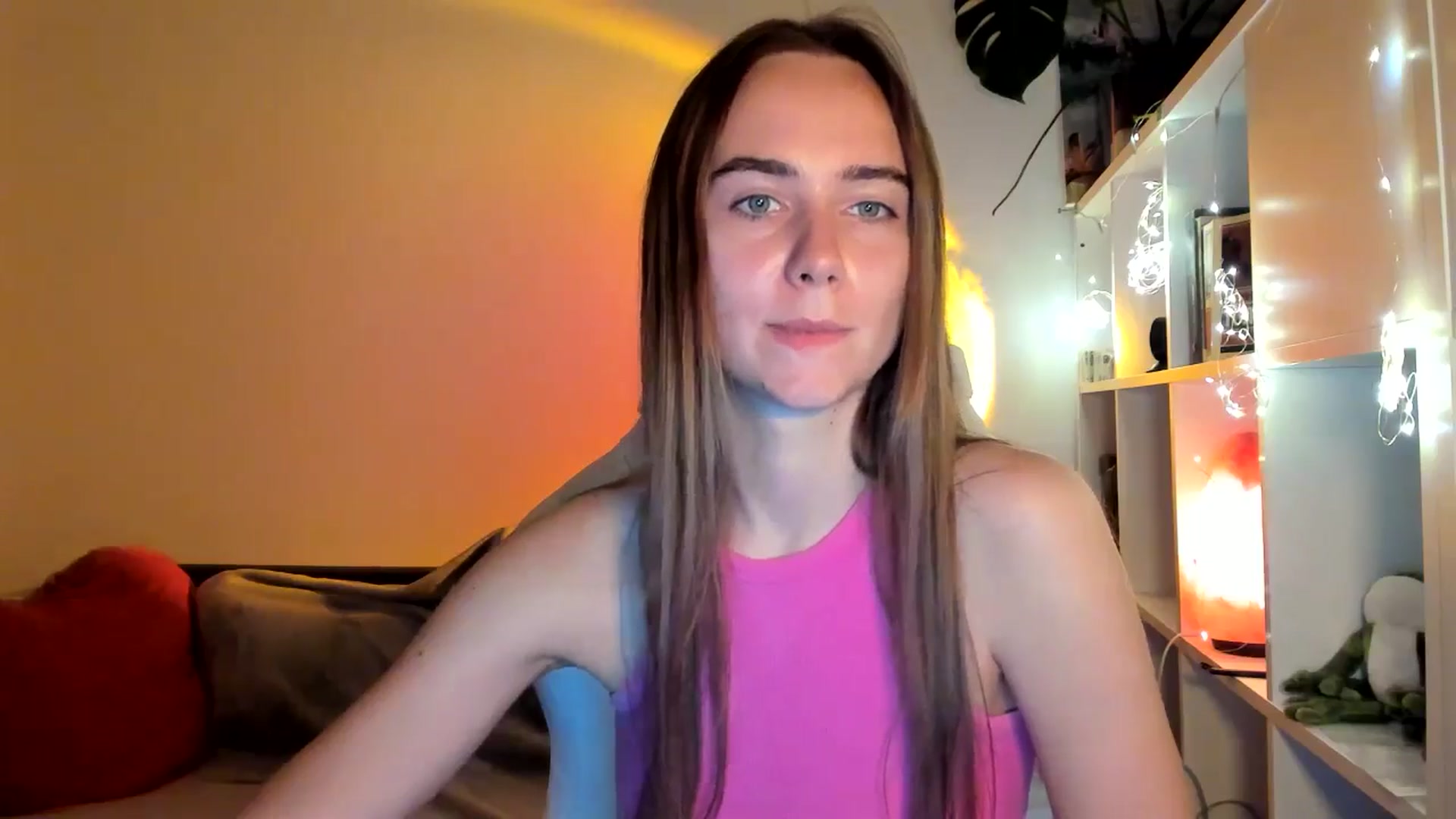 Gallery image thumbnail from OhAlisa's myfreecams stream on, 09/06/2025, 20:10 image 14 of 20