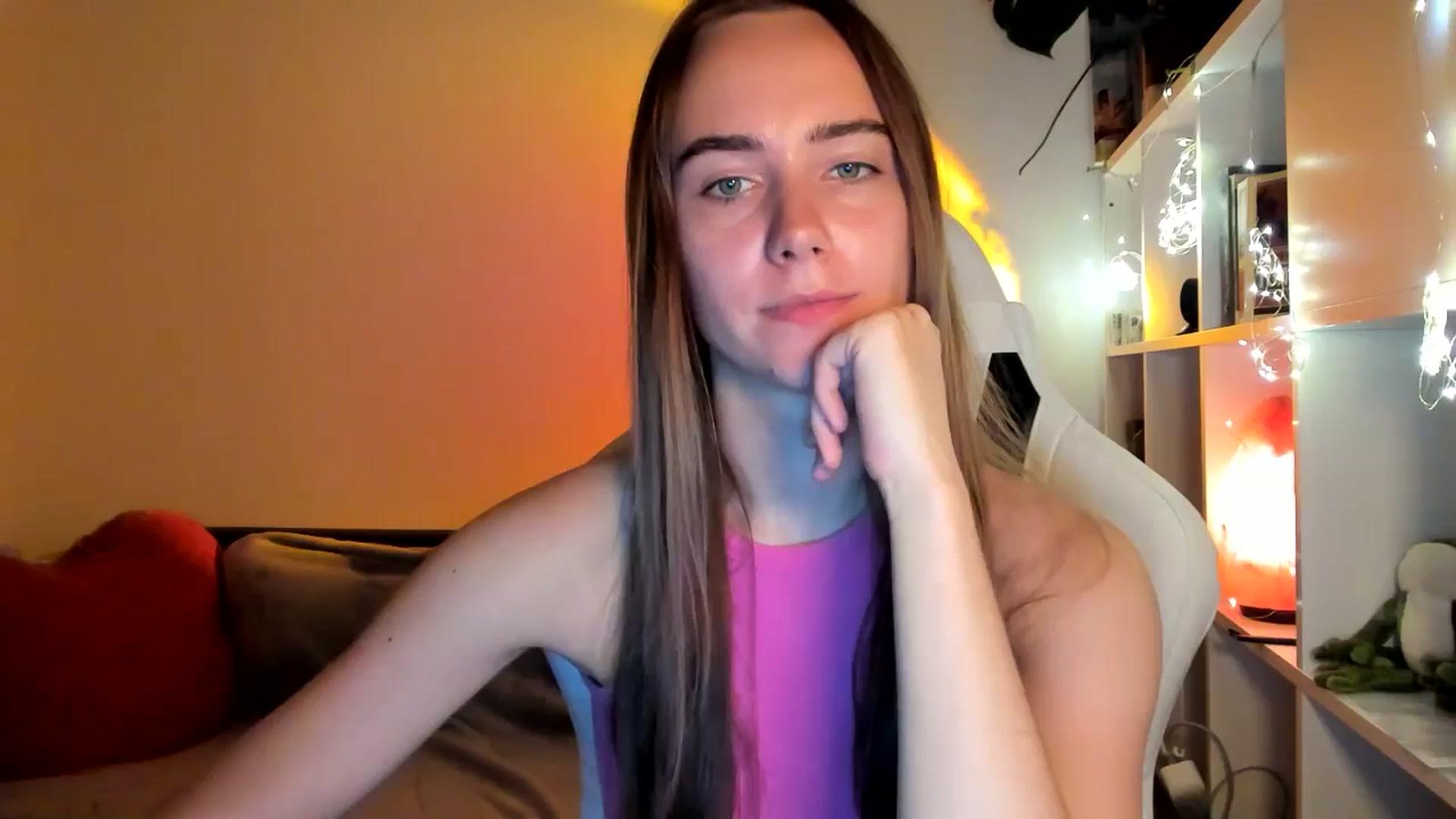 Gallery image thumbnail from OhAlisa's myfreecams stream on, 09/06/2025, 21:02 image 14 of 20